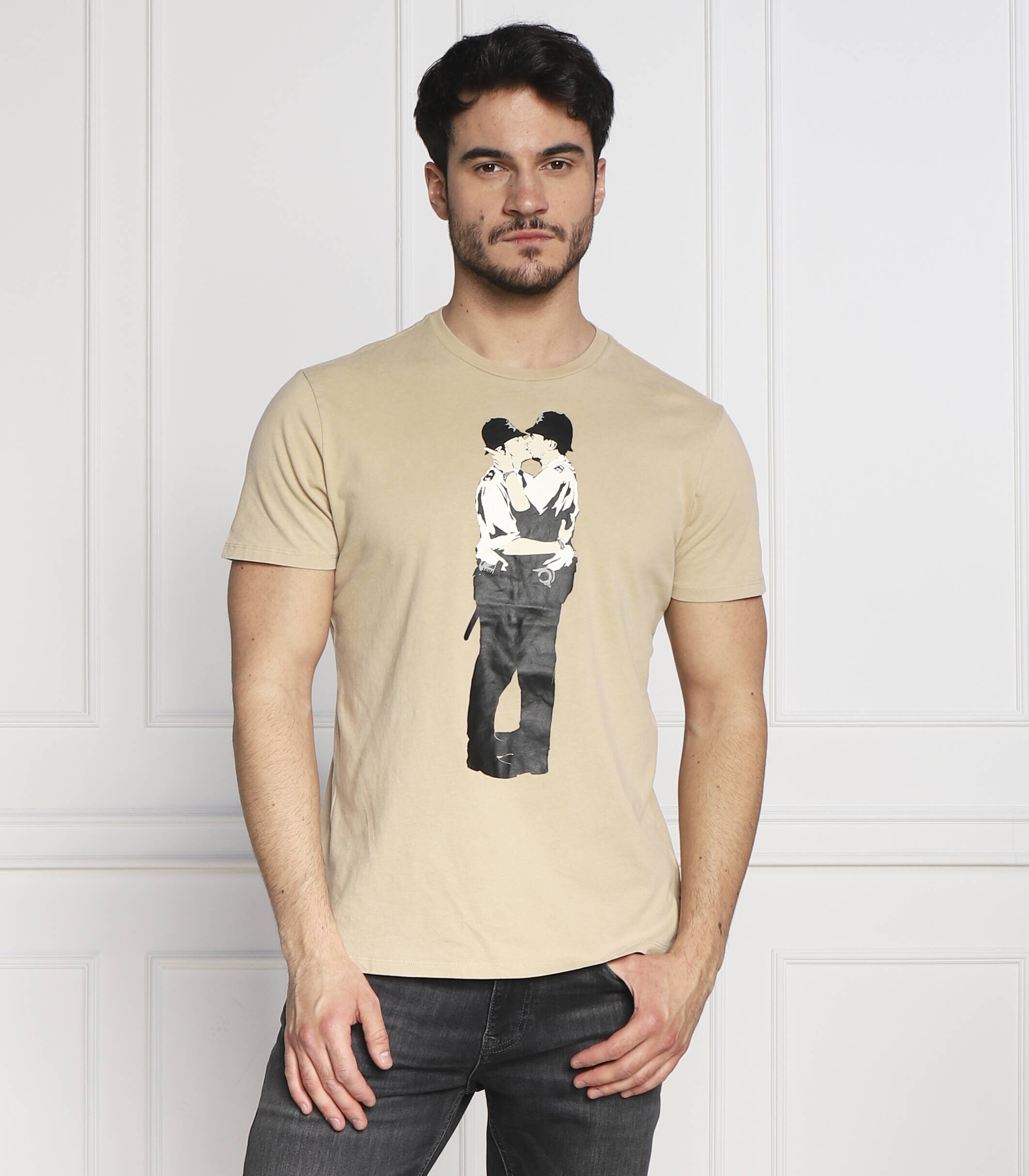 GUESS Tricou POLICE LOVE | Regular Fit