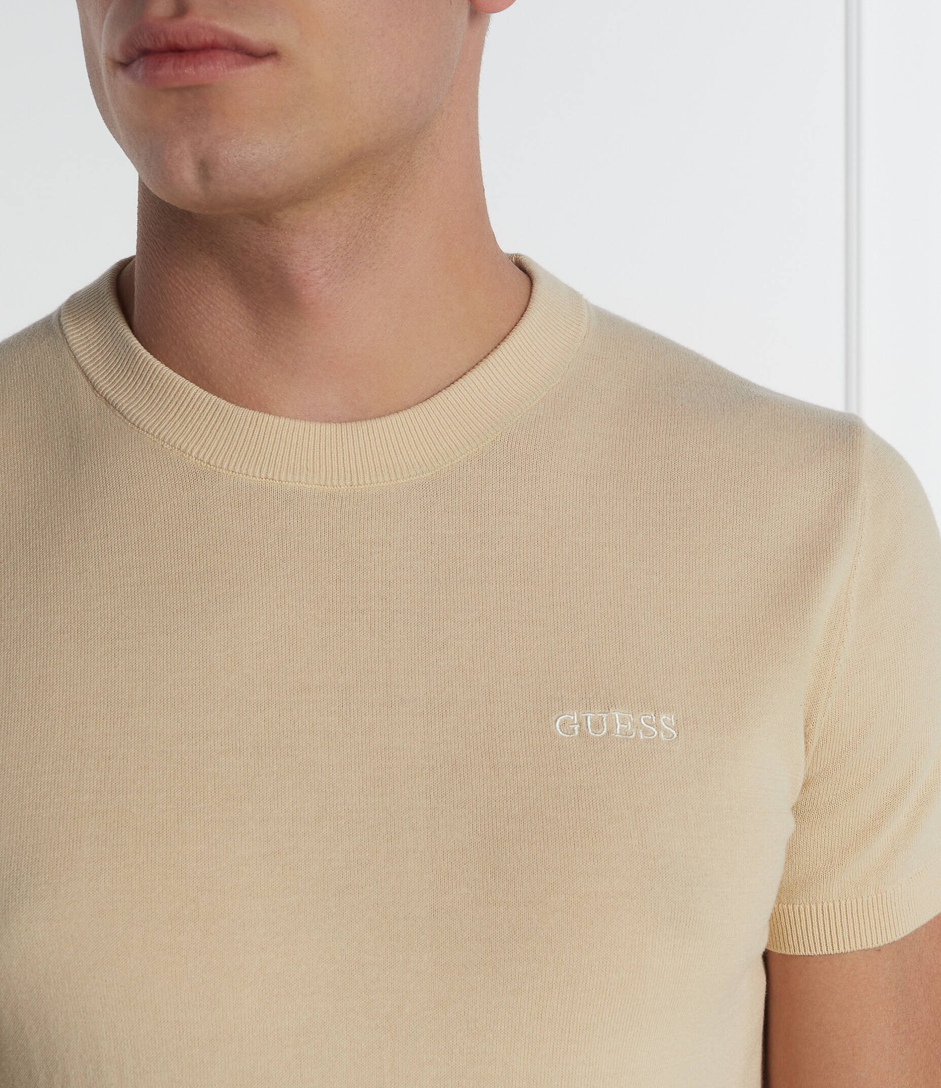 GUESS Tricou | Regular Fit cu adaos de mătase