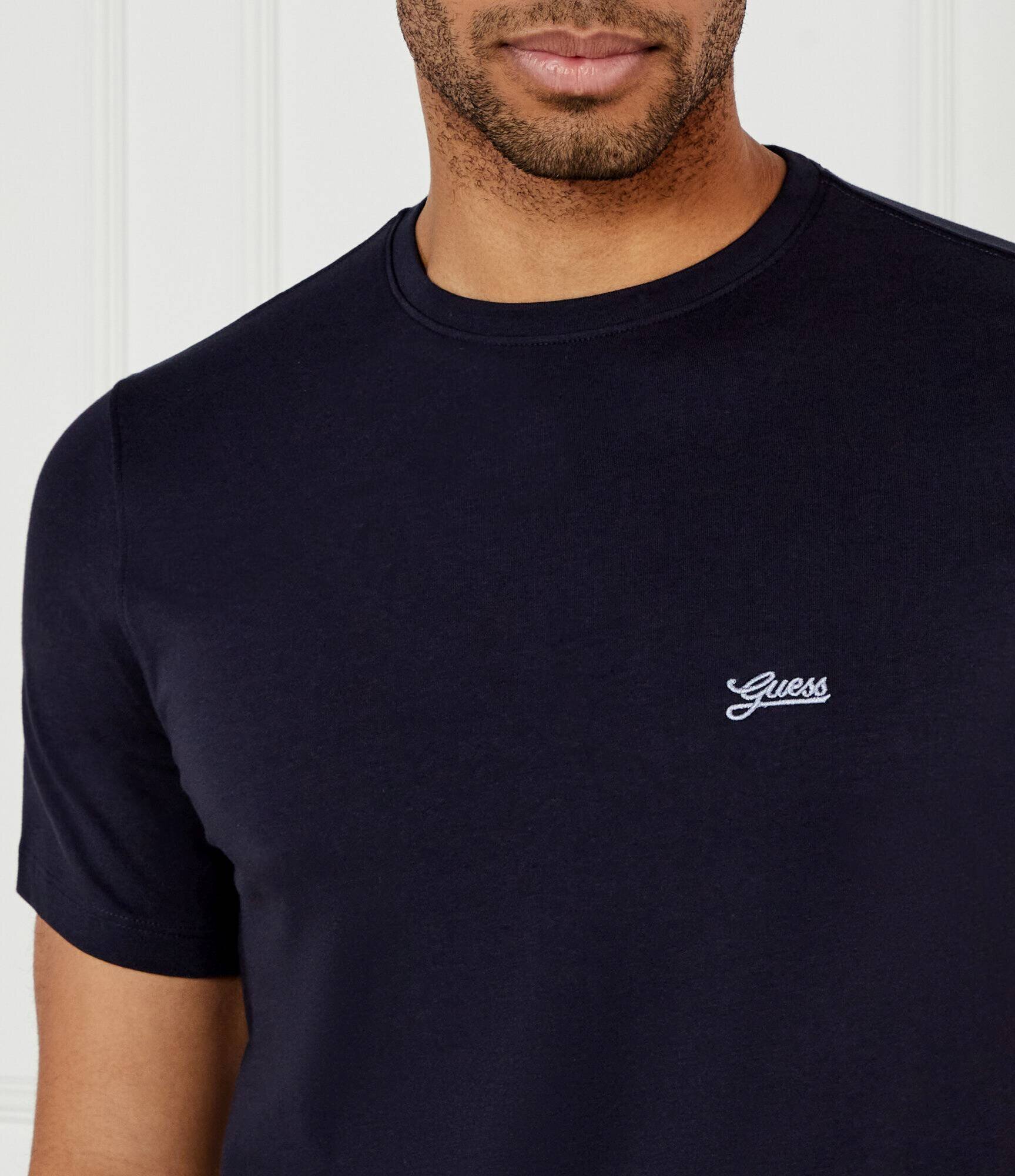 GUESS Tricou | Slim Fit