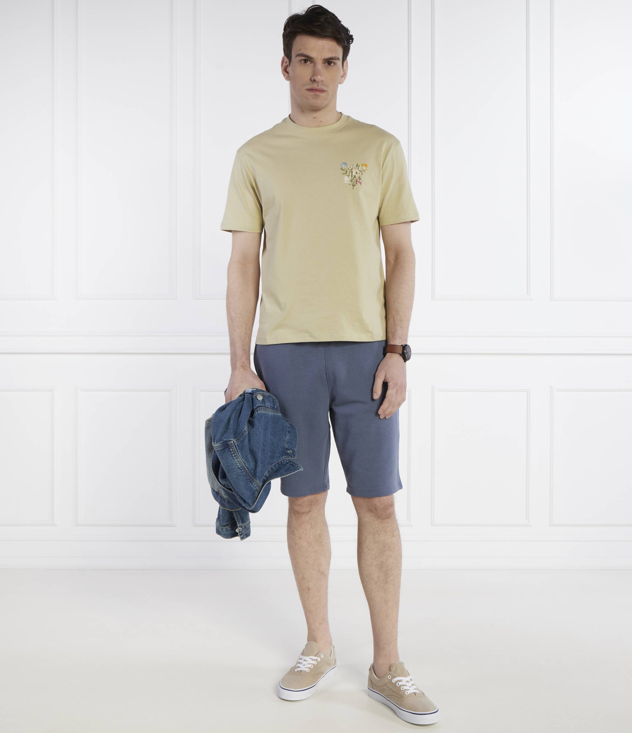 GUESS Tricou SS CN SMALL ABSTRACT | Classic fit