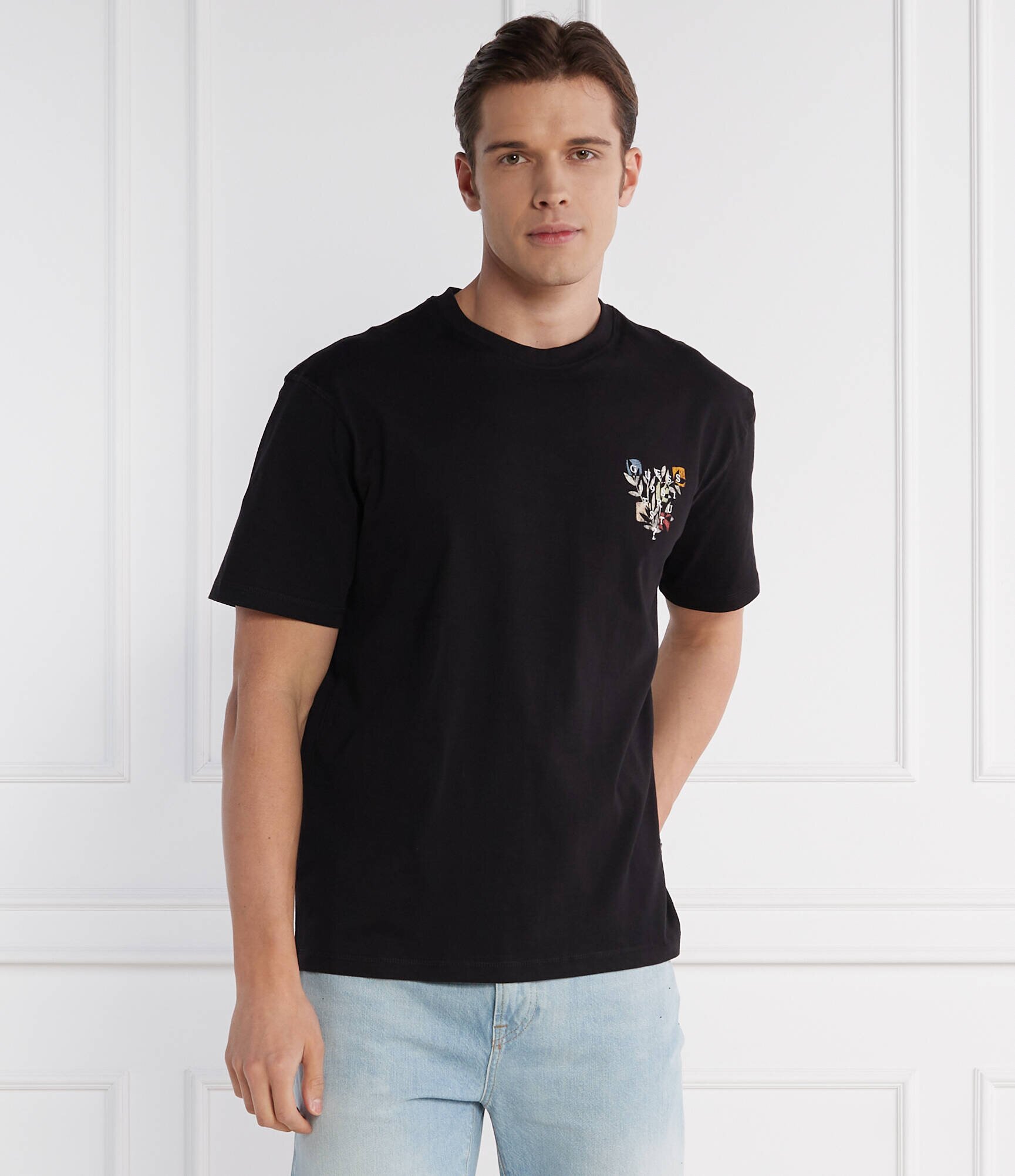 GUESS Tricou SS CN SMALL ABSTRACT | Classic fit