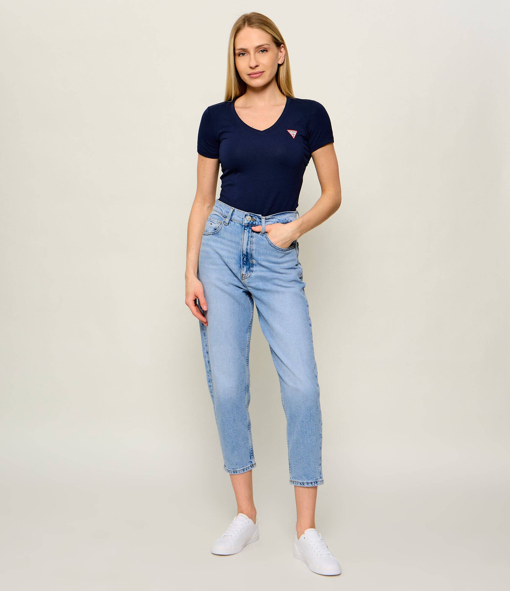 GUESS Tricou VN MINI TRIANGLE | Regular Fit