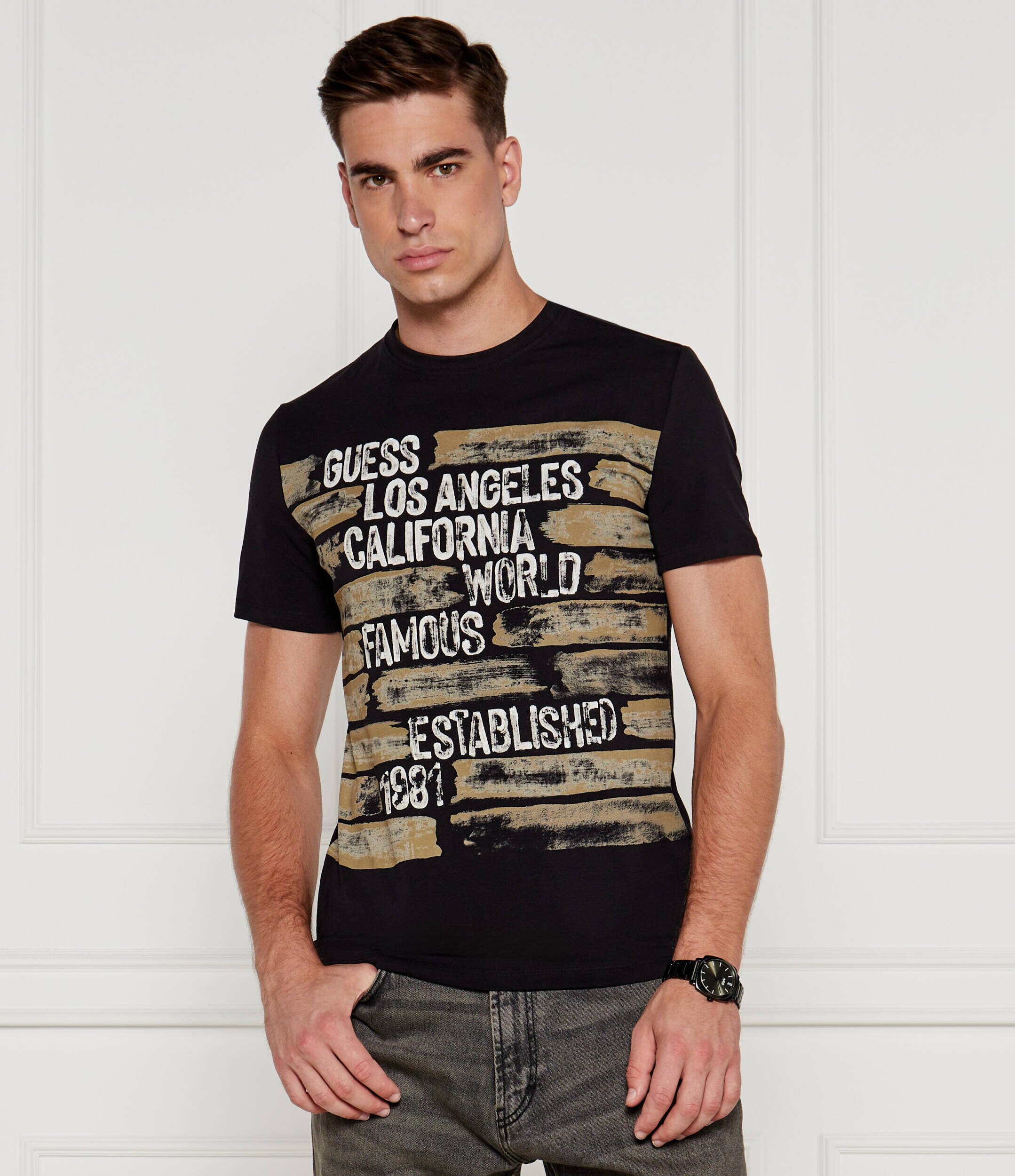 GUESS Tricou WORLD FAMOUS | Regular Fit