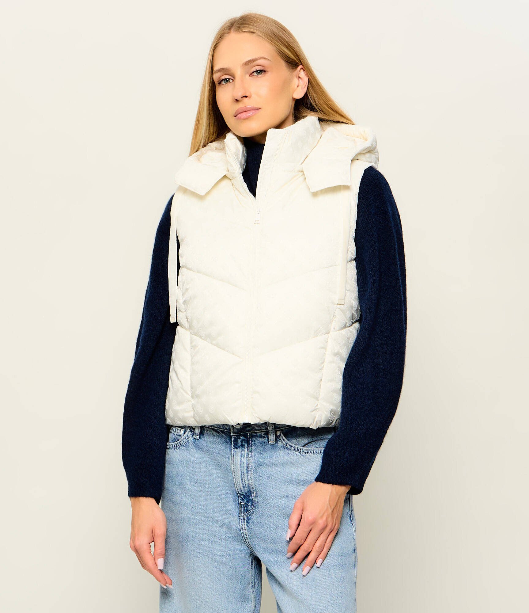 GUESS Vestă Daisy | Cropped Fit