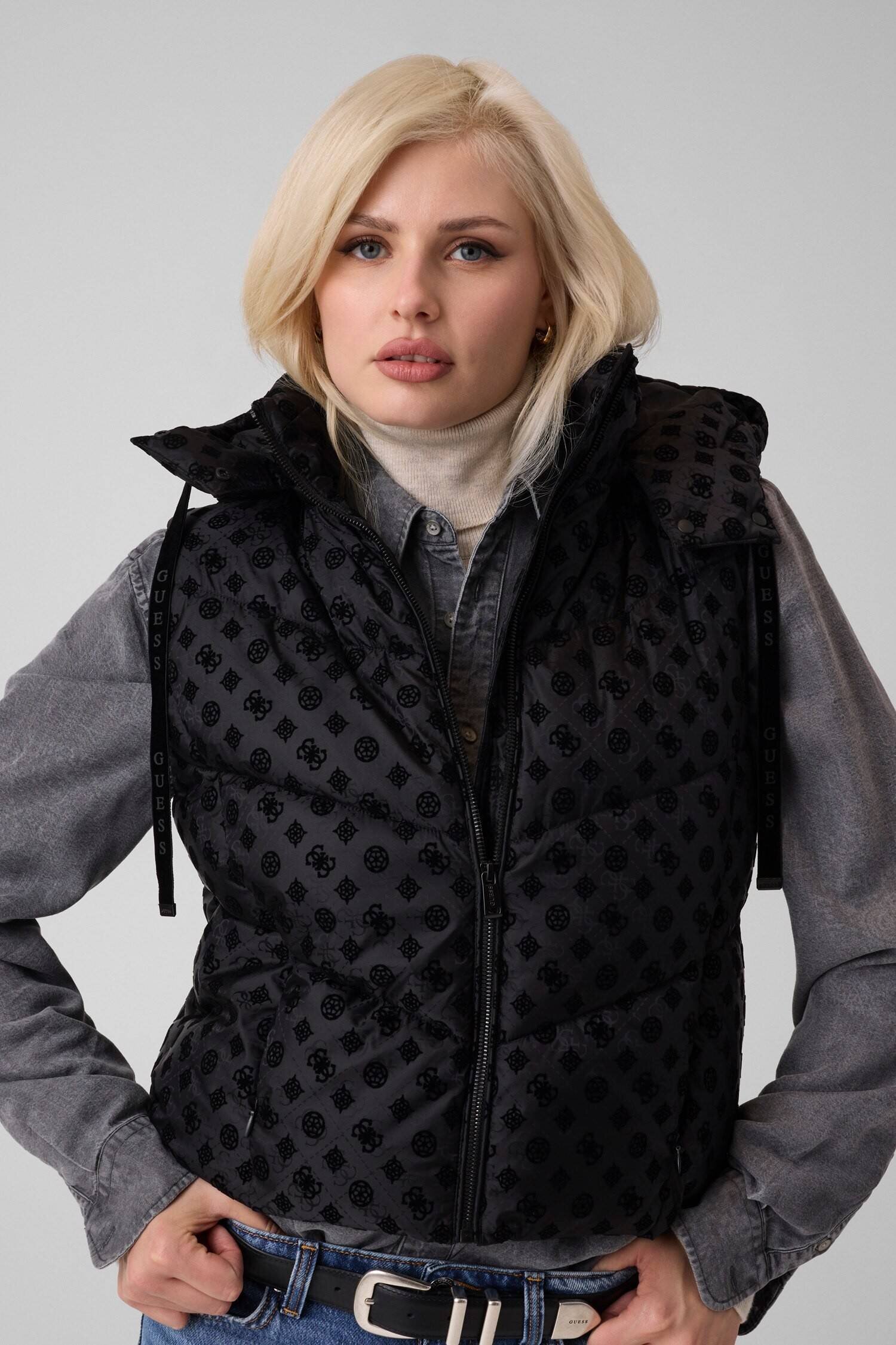 GUESS Vestă Daisy | Cropped Fit
