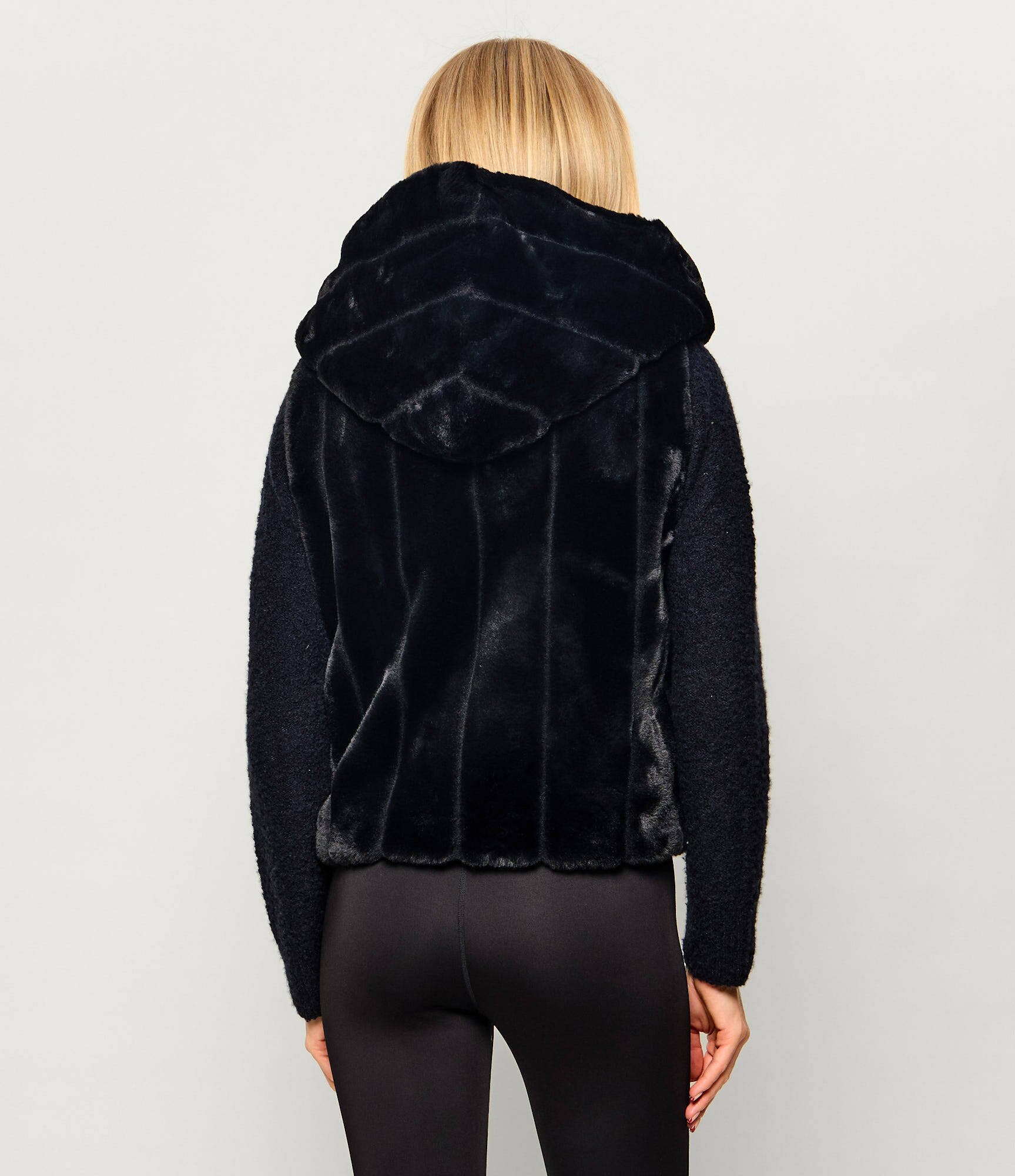 GUESS Vestă Sophy | Relaxed fit