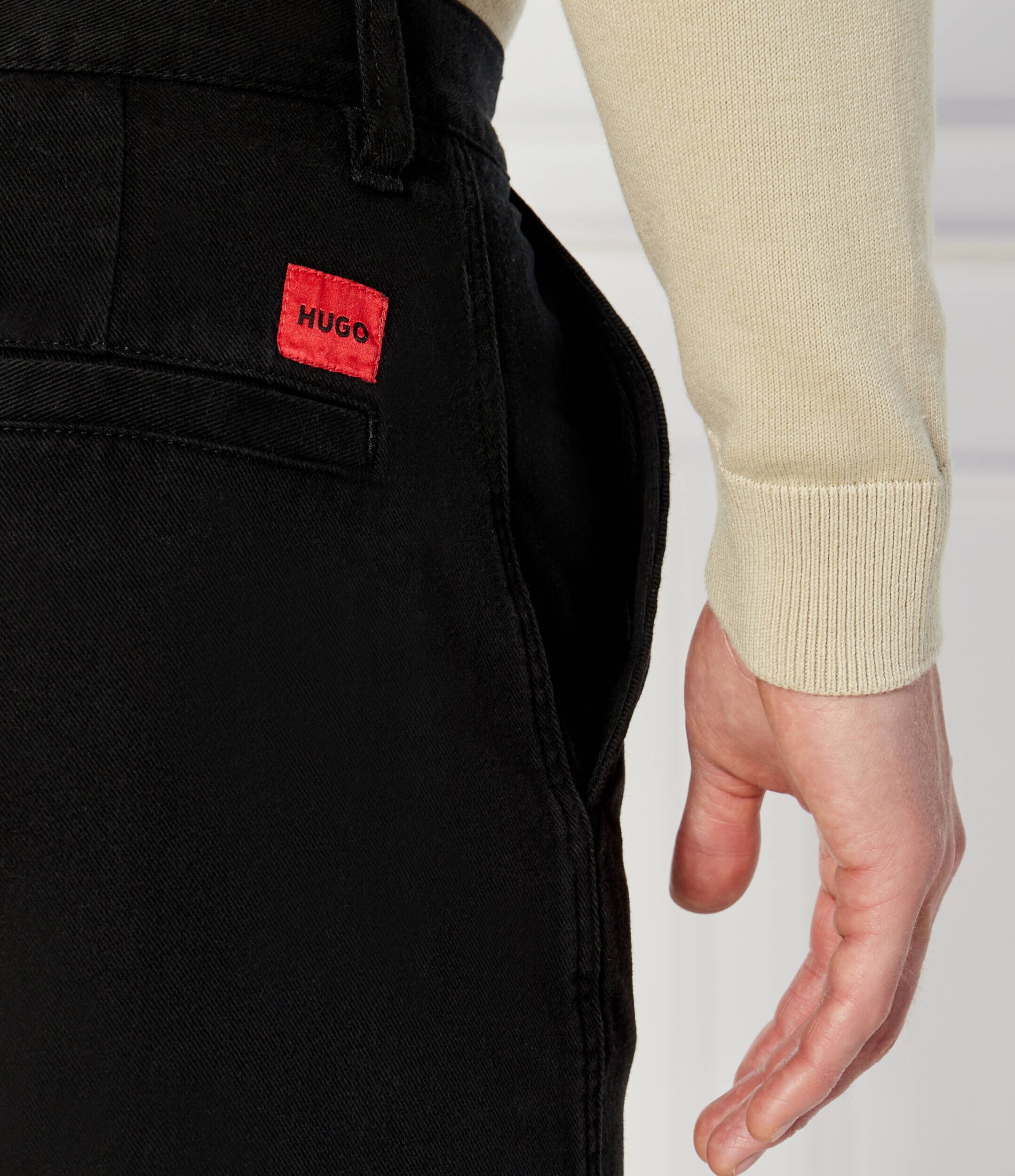 Hugo Blugi | Tapered fit