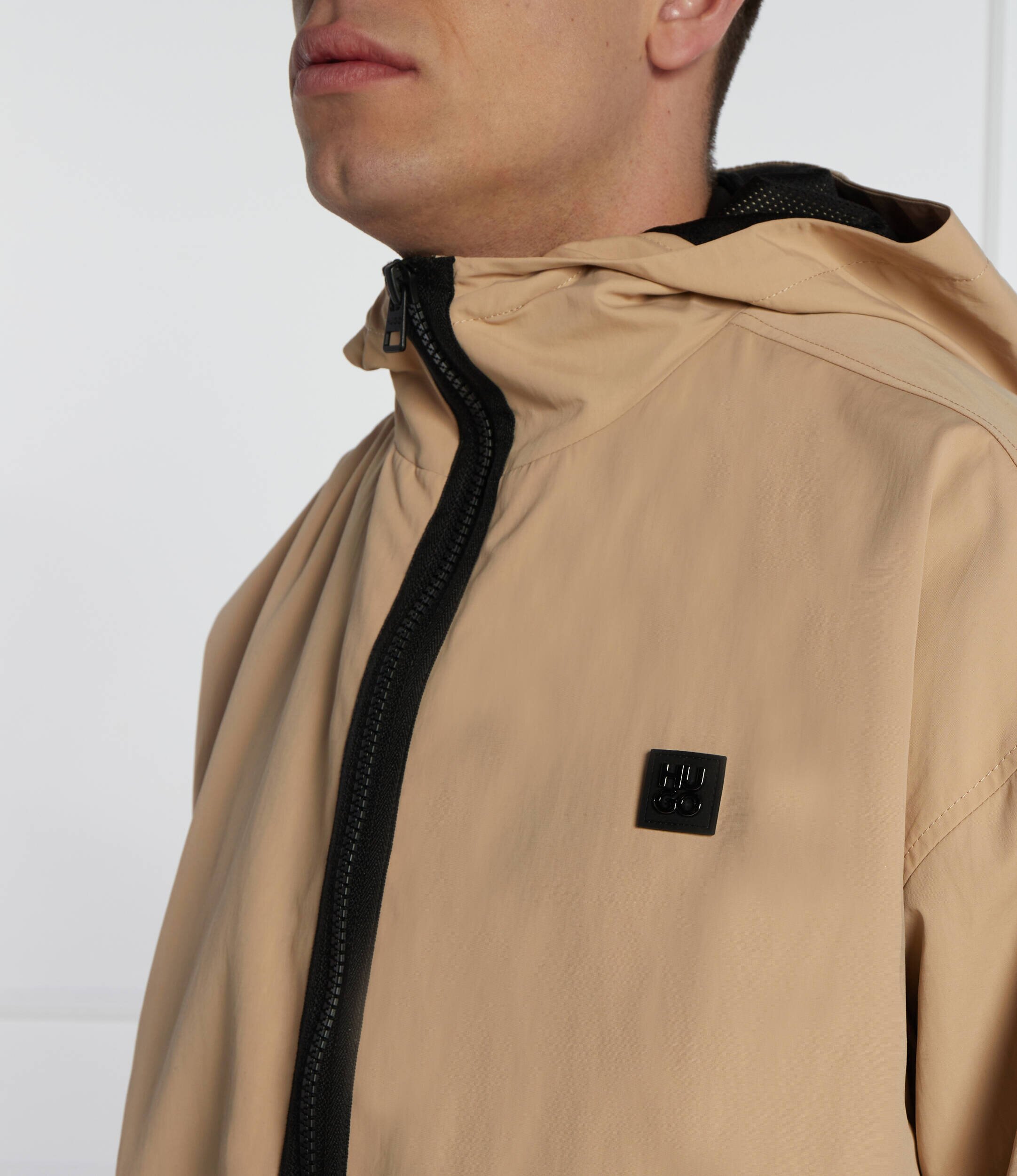 Hugo Geacă Byro2411 | Regular Fit