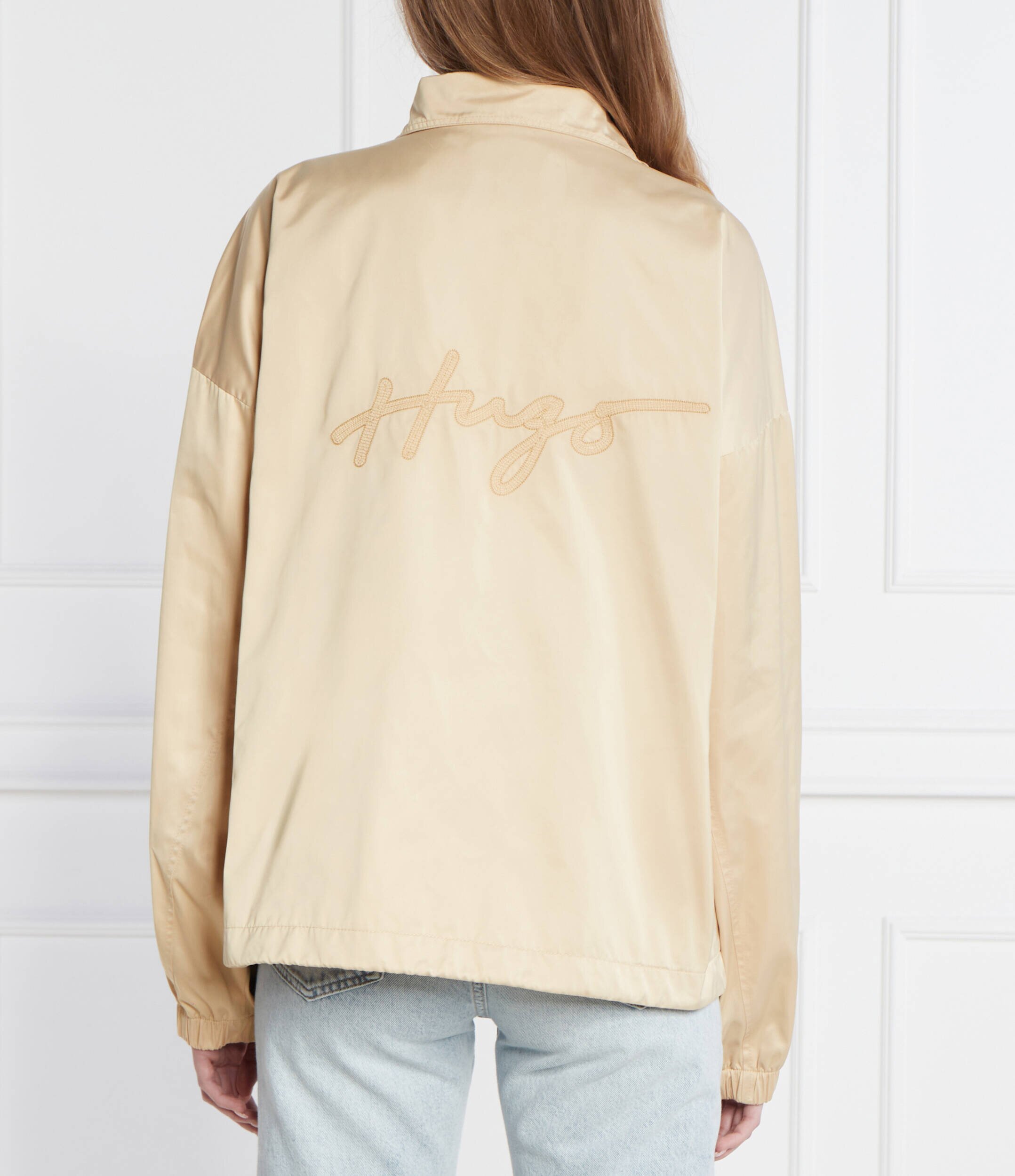 Hugo Geacă Fahanna | Oversize fit