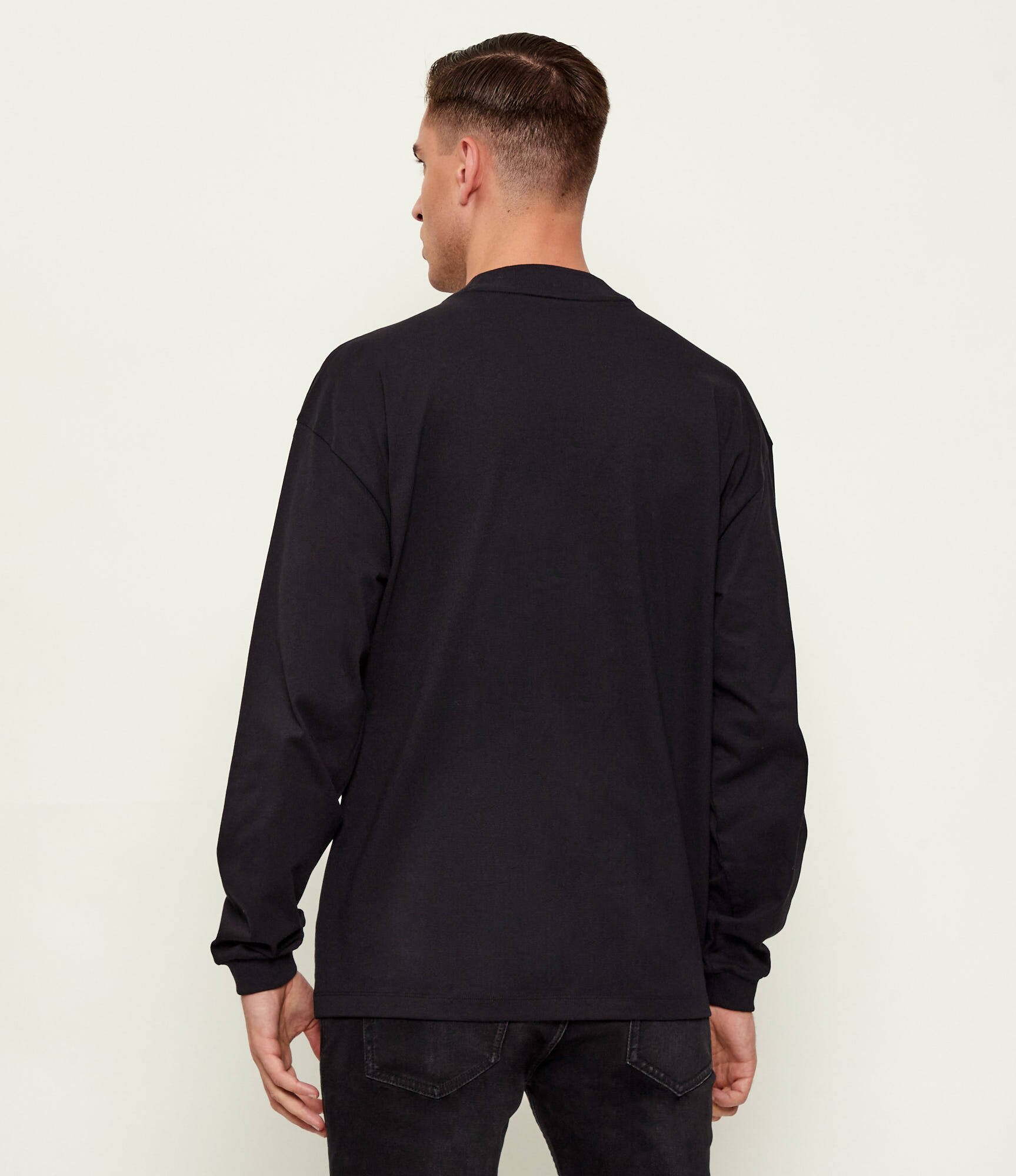 Hugo Hanorac Daposo | Regular Fit