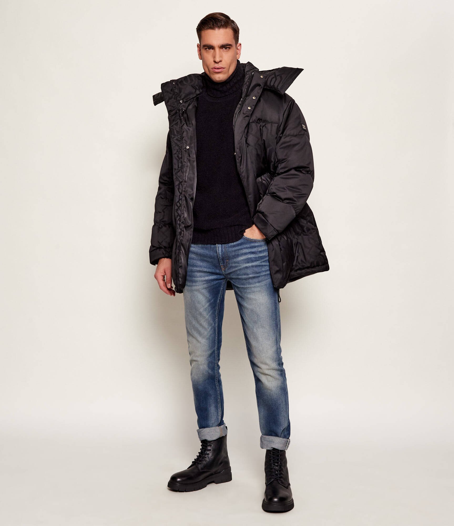 Hugo Maletă San Rudi | Relaxed fit