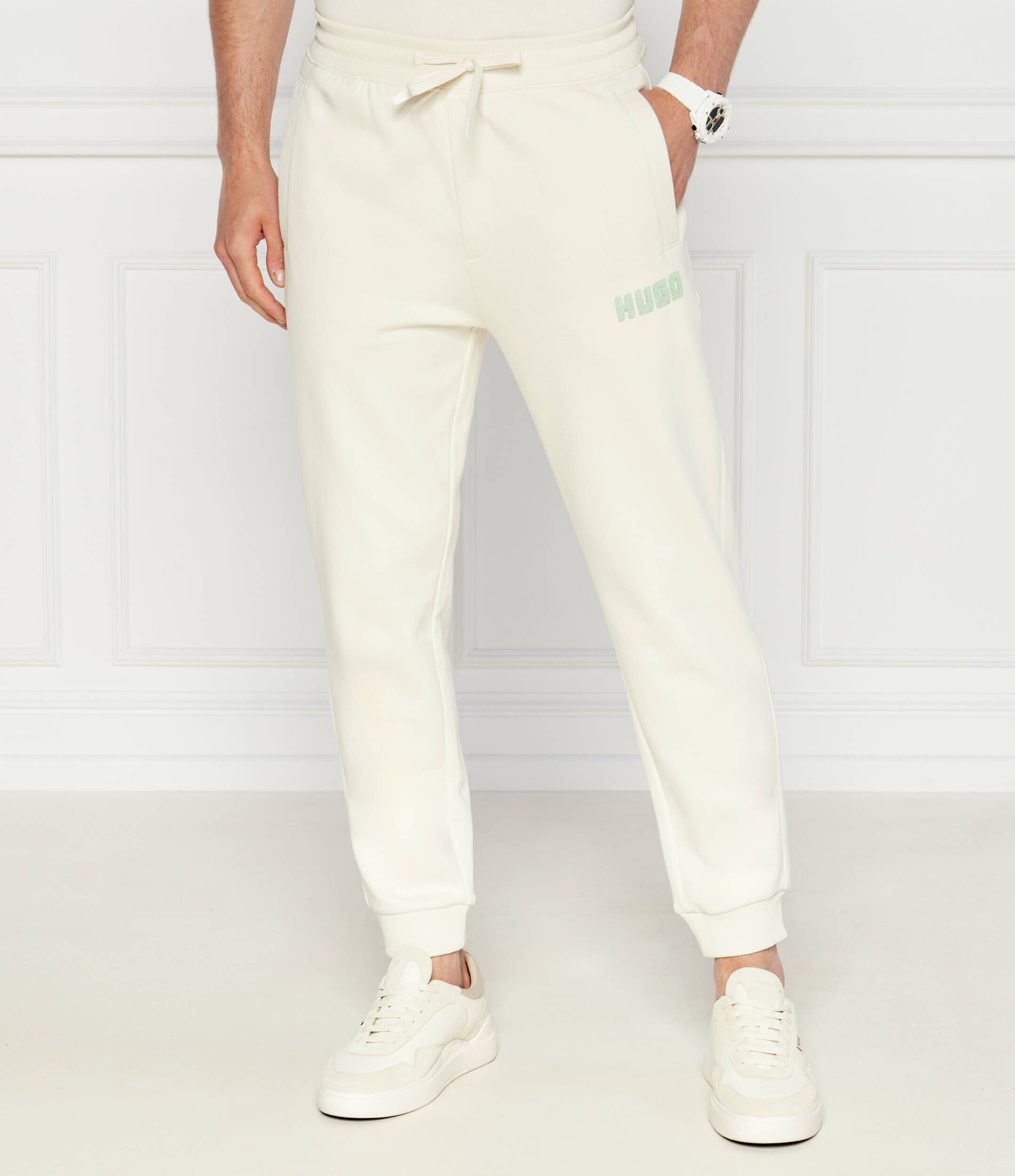 Hugo Pantaloni de trening Diqomo | Regular Fit