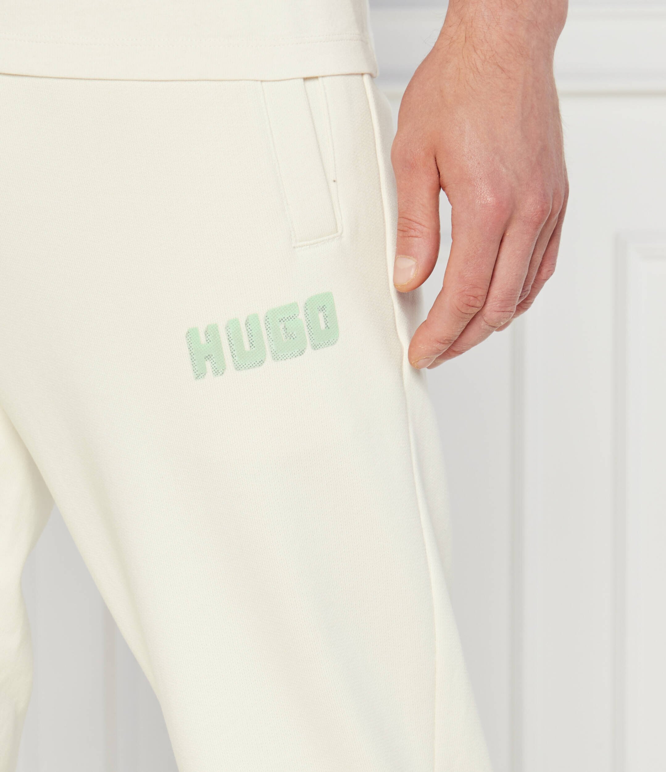Hugo Pantaloni de trening Diqomo | Regular Fit