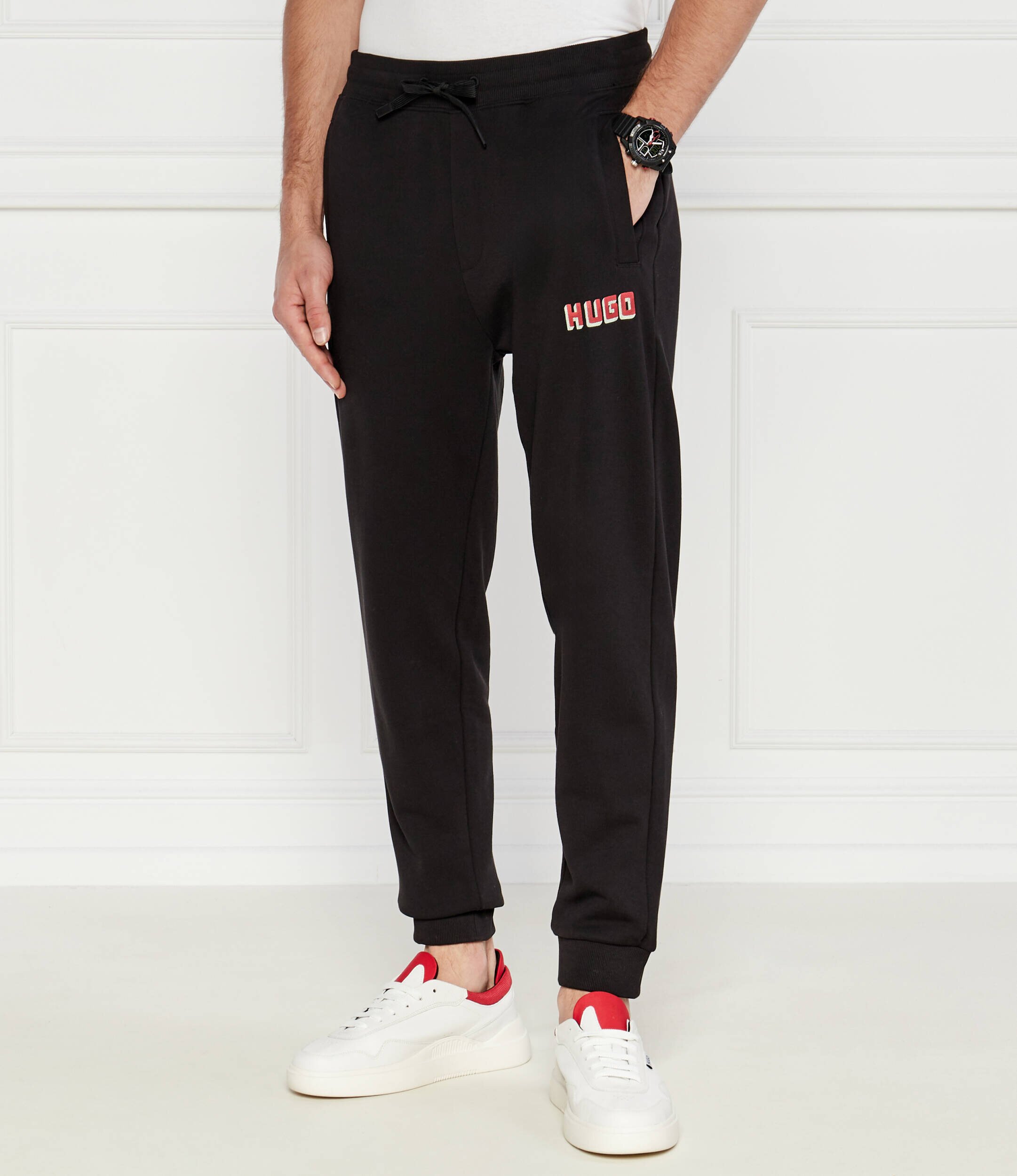 Hugo Pantaloni de trening Diqomo | Regular Fit