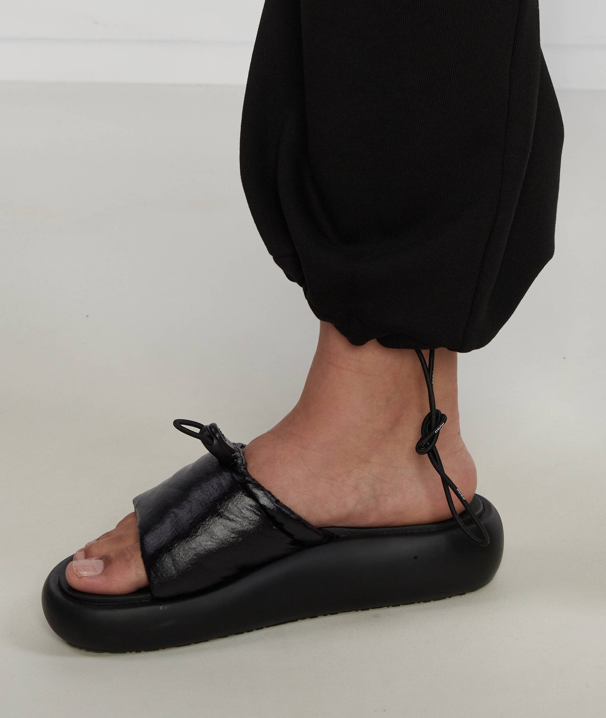 Hugo Pantaloni de trening Naleva | Relaxed fit