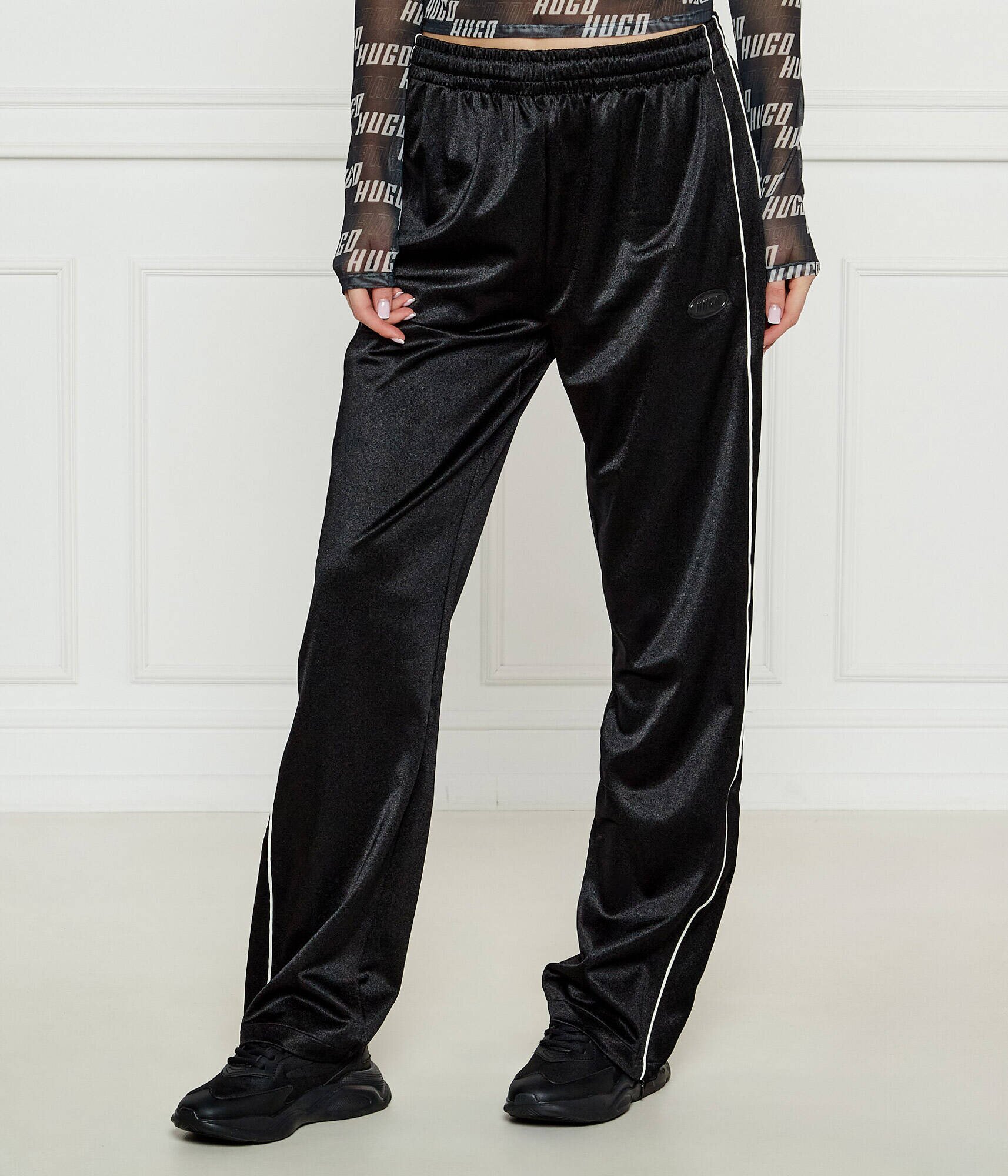 Hugo Pantaloni de trening Neannet | flare fit