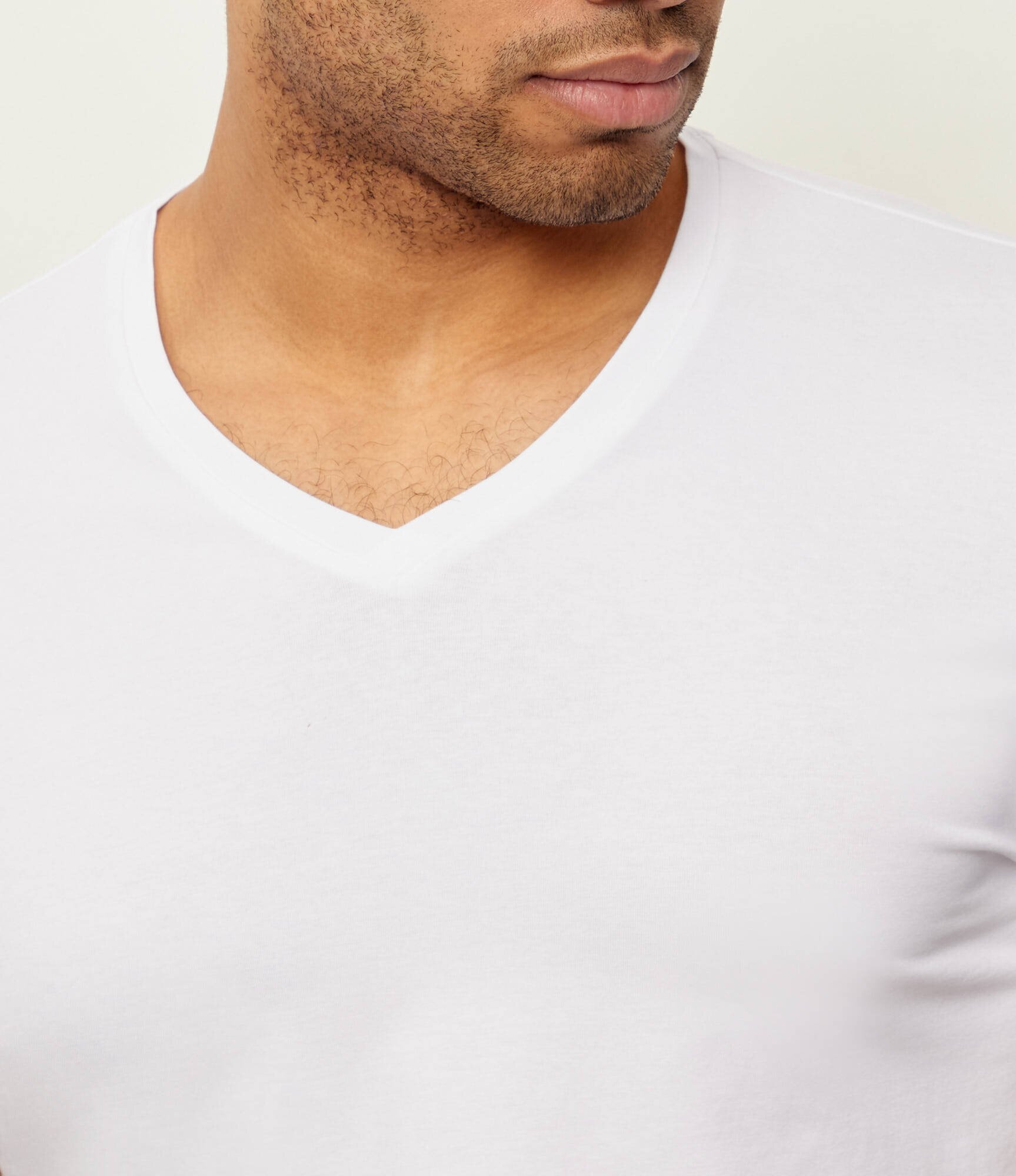 Hugo Tricou 2-pack -V | Slim Fit