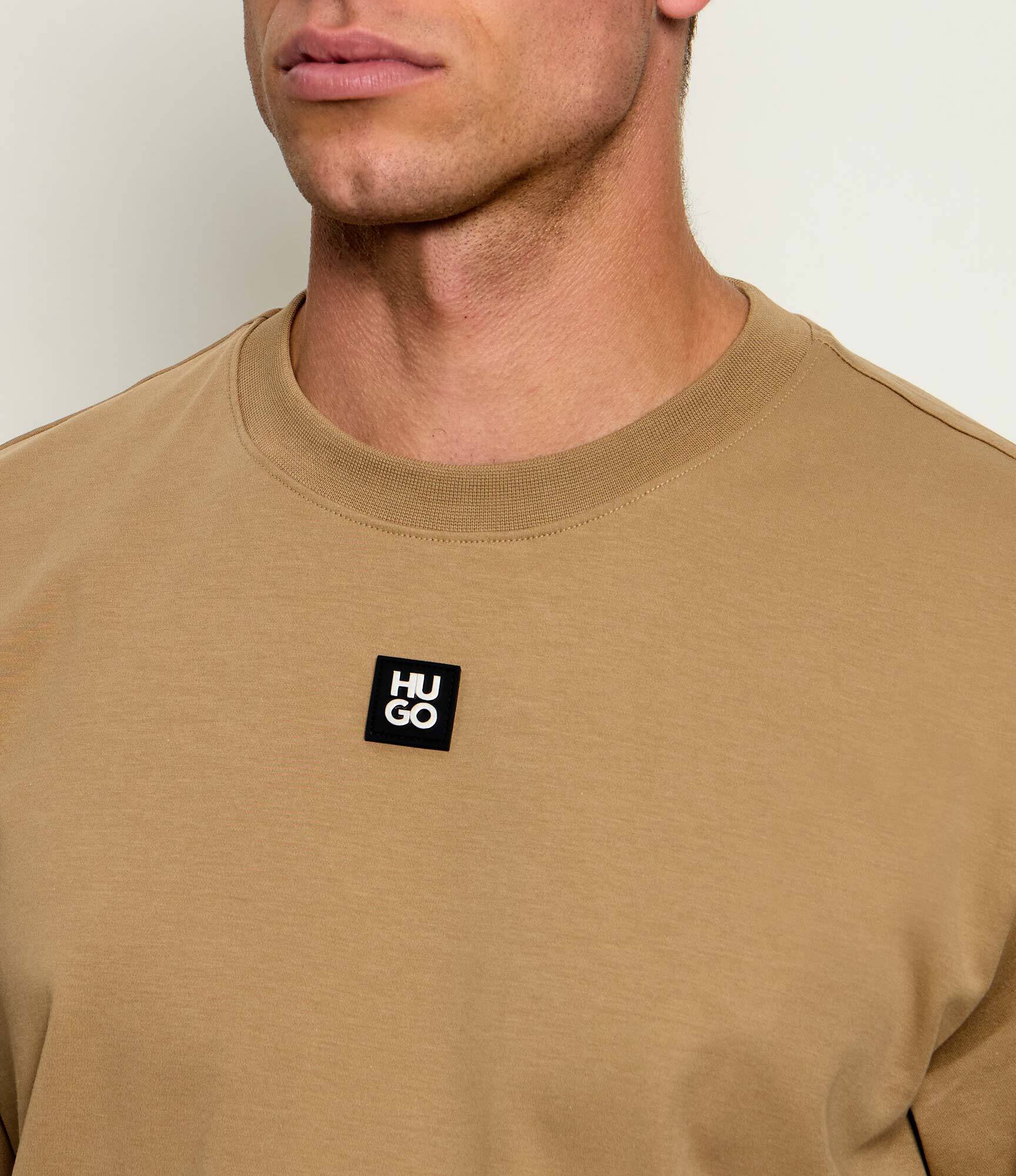 Hugo Tricou Dalile | regular fit