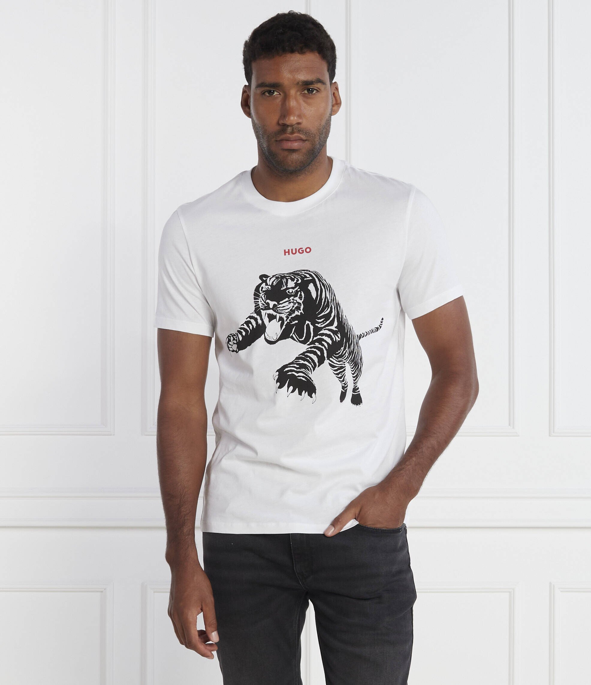 Hugo Tricou Darpione | Regular Fit