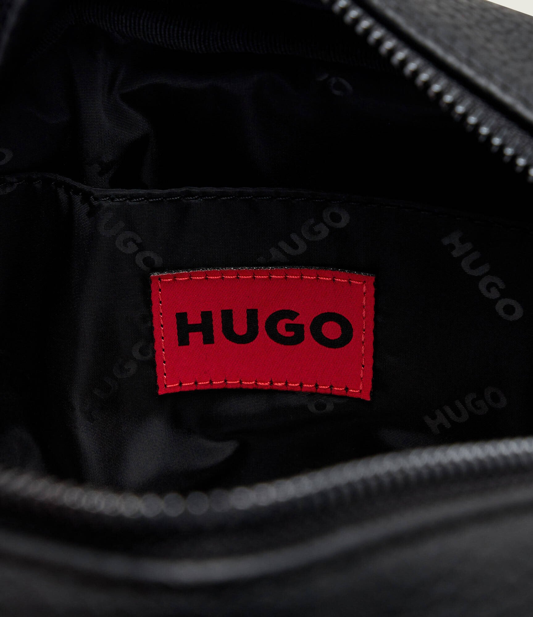 Hugo Trusă pentru cosmetice Ethon 2.0