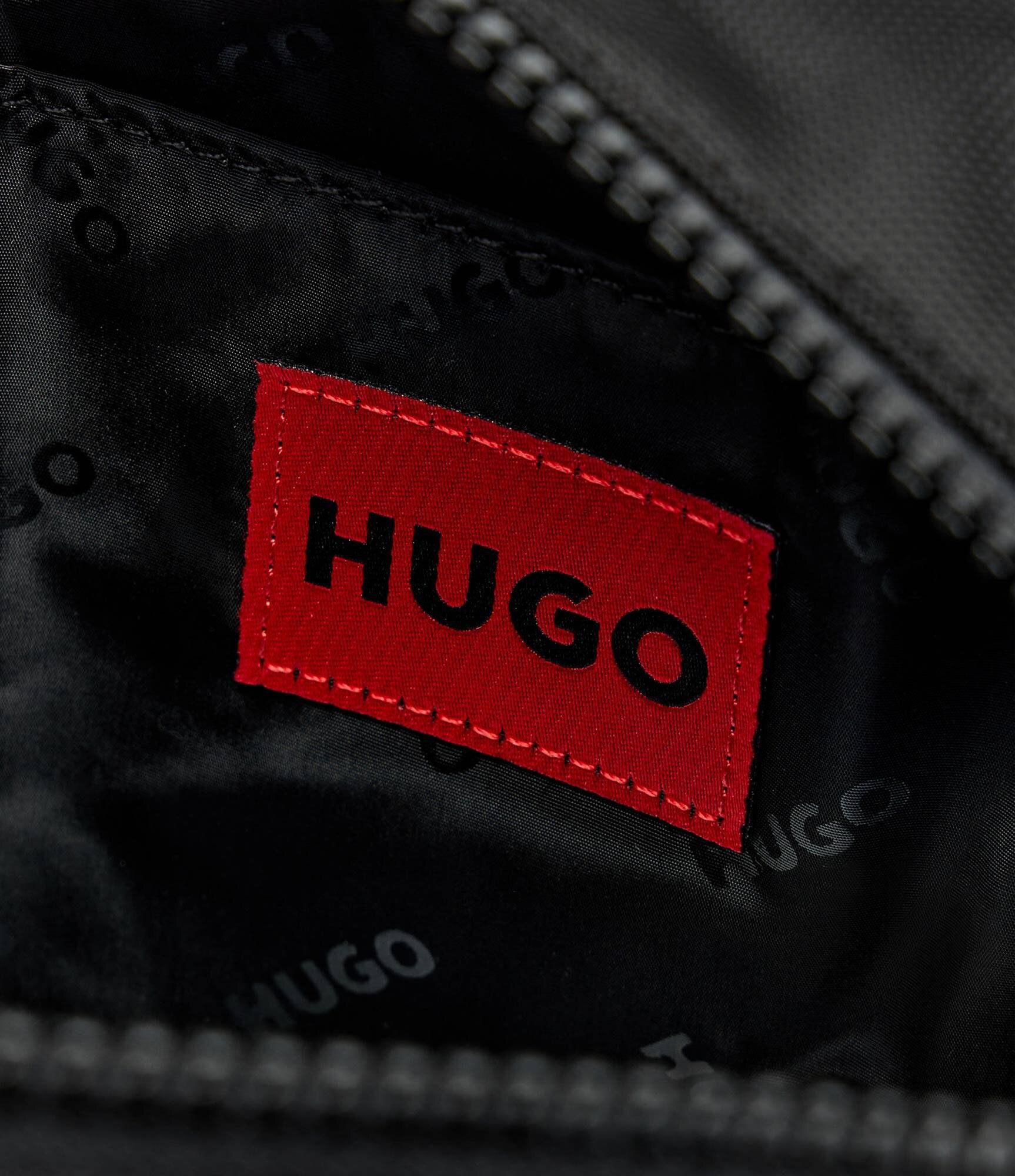 Hugo Trusă pentru cosmetice Ethon 3.0