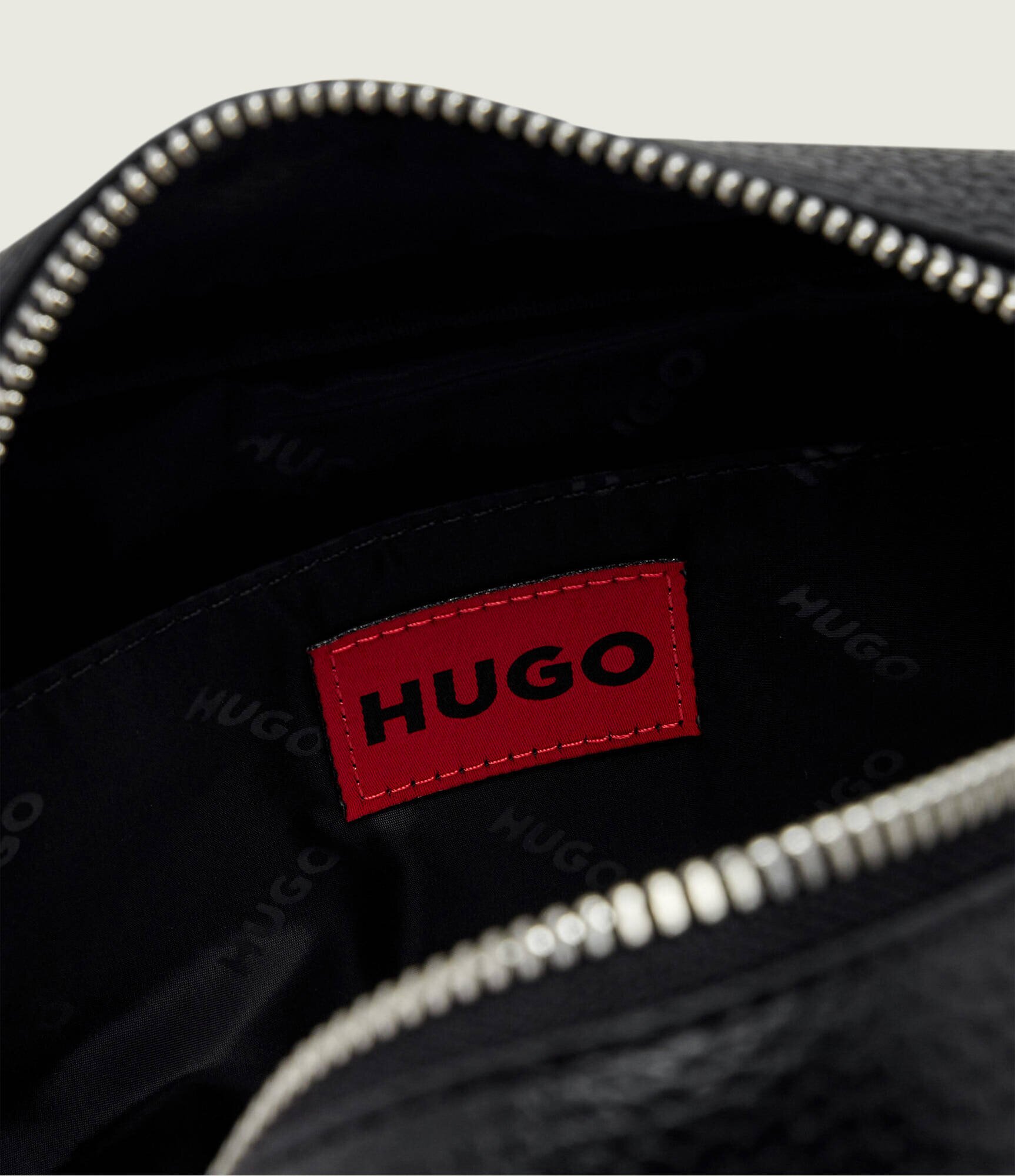 Hugo Trusă pentru cosmetice Ethon HI Evo