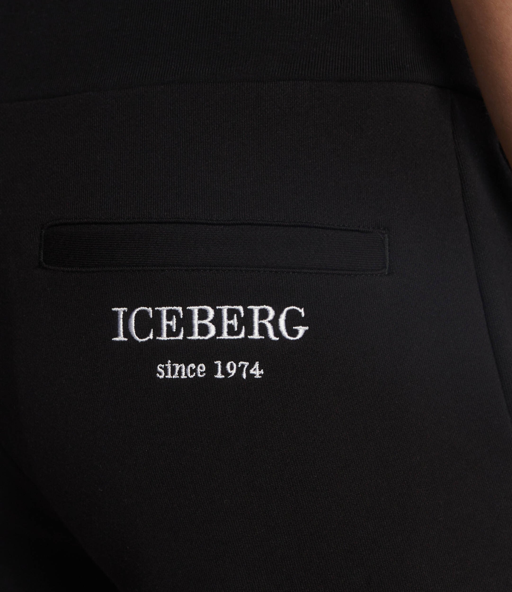 Iceberg Pantaloni de trening | Regular Fit