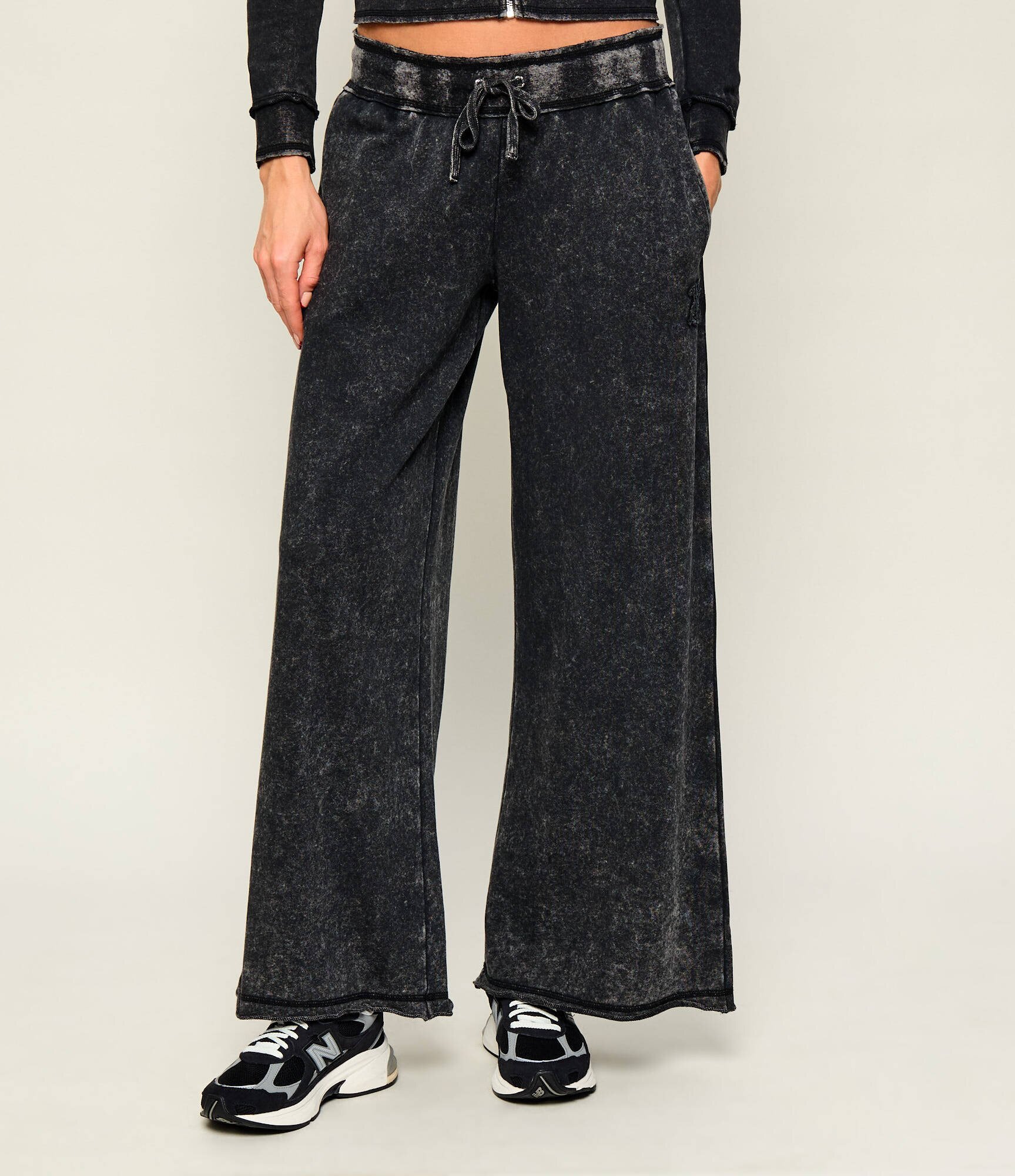 Juicy Couture Pantaloni de trening Annen | Loose fit | low rise