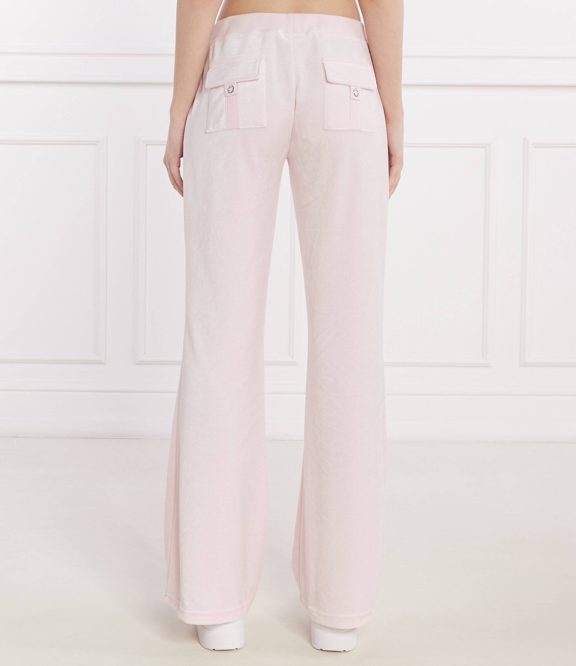 Juicy Couture Pantaloni de trening HERITAGE DOG CREST KAISA | flare fit