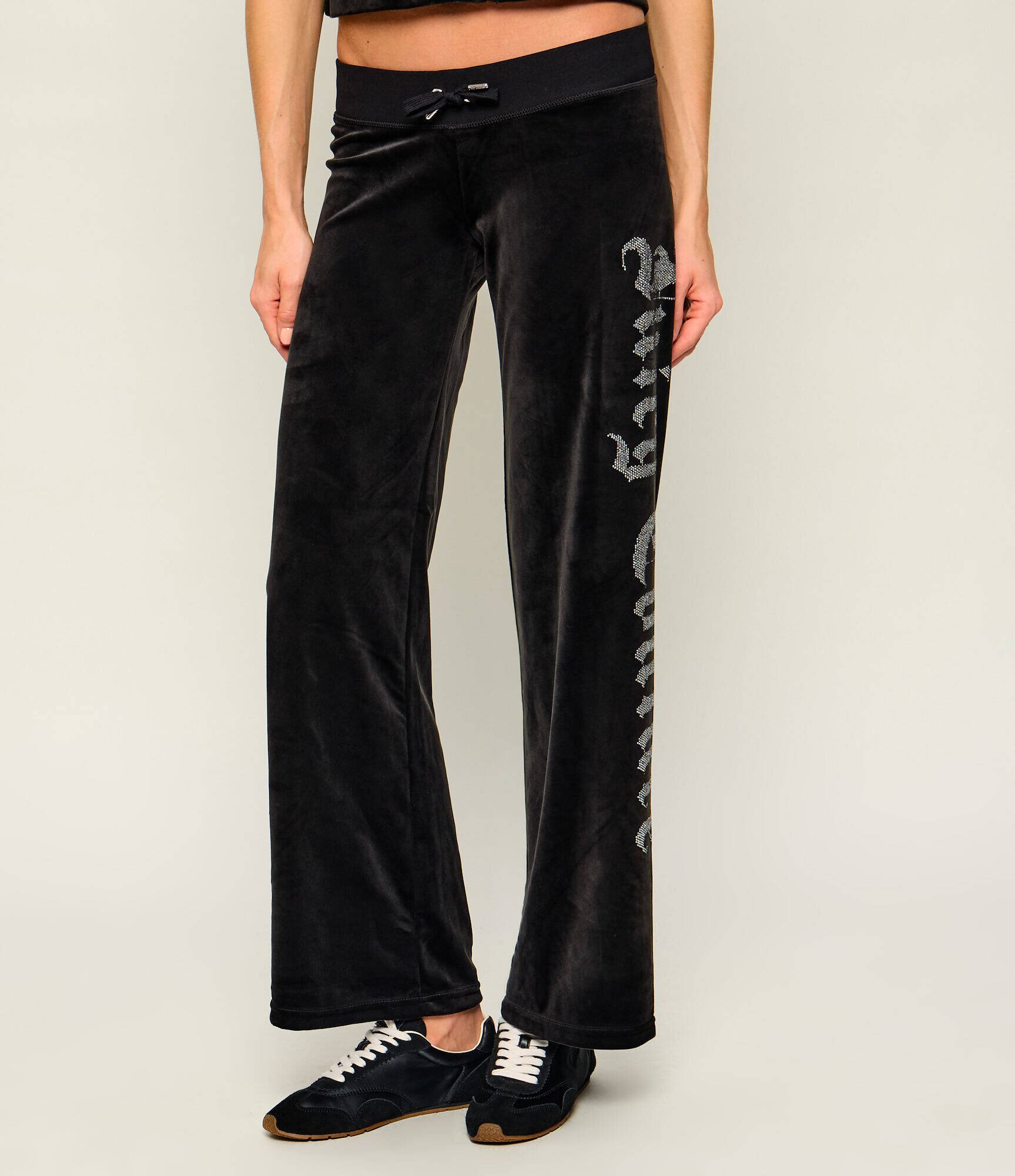 Juicy Couture Pantaloni de trening Old Gothic | Straight fit