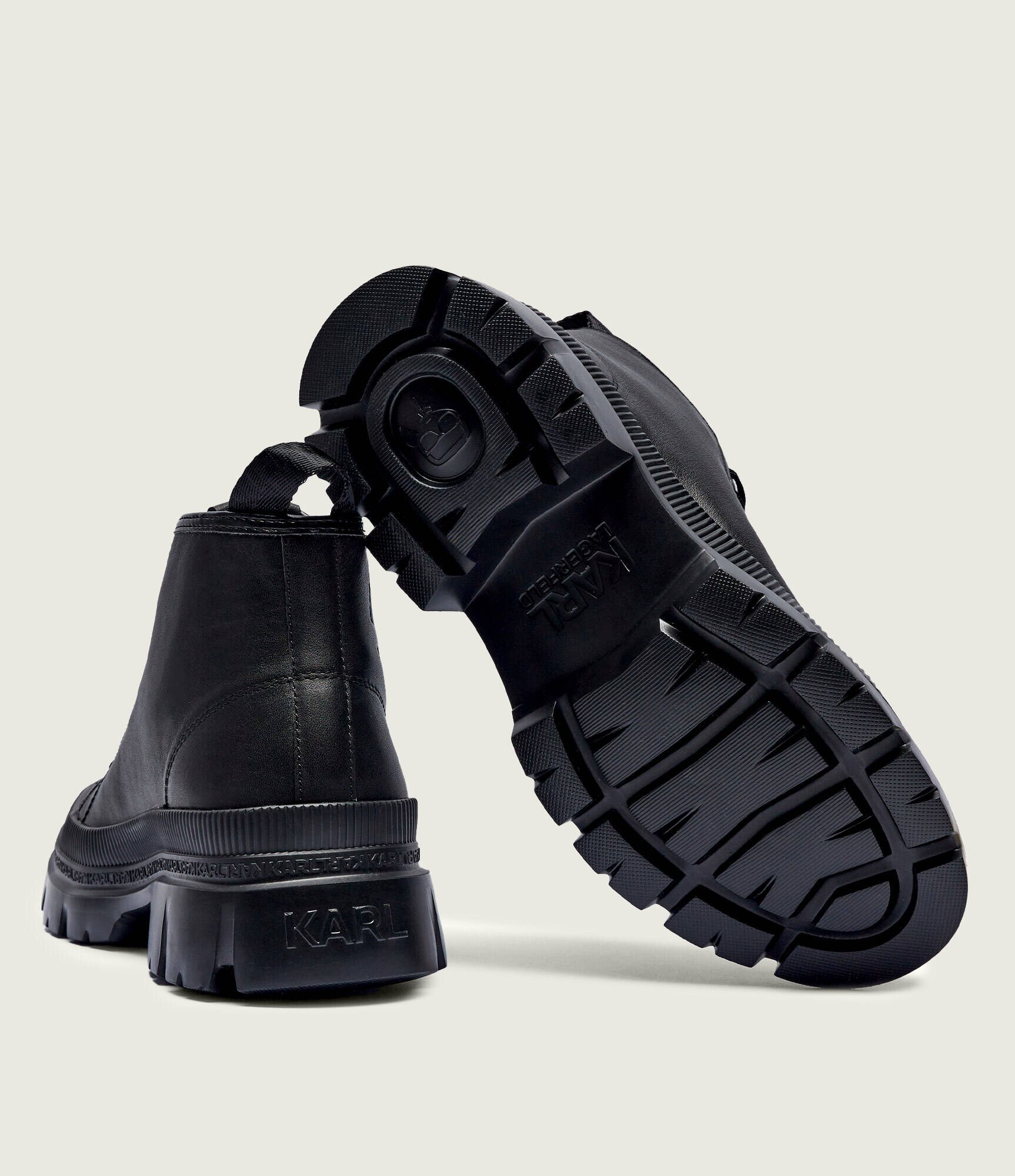 Karl Lagerfeld De piele ghete de trekking