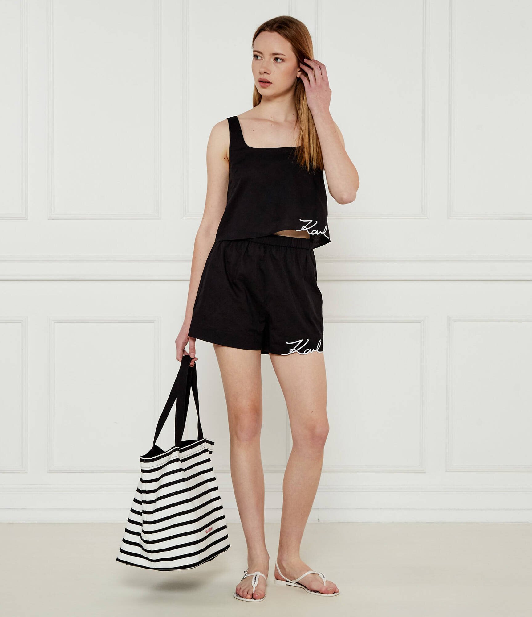 Karl Lagerfeld Top | Cropped Fit