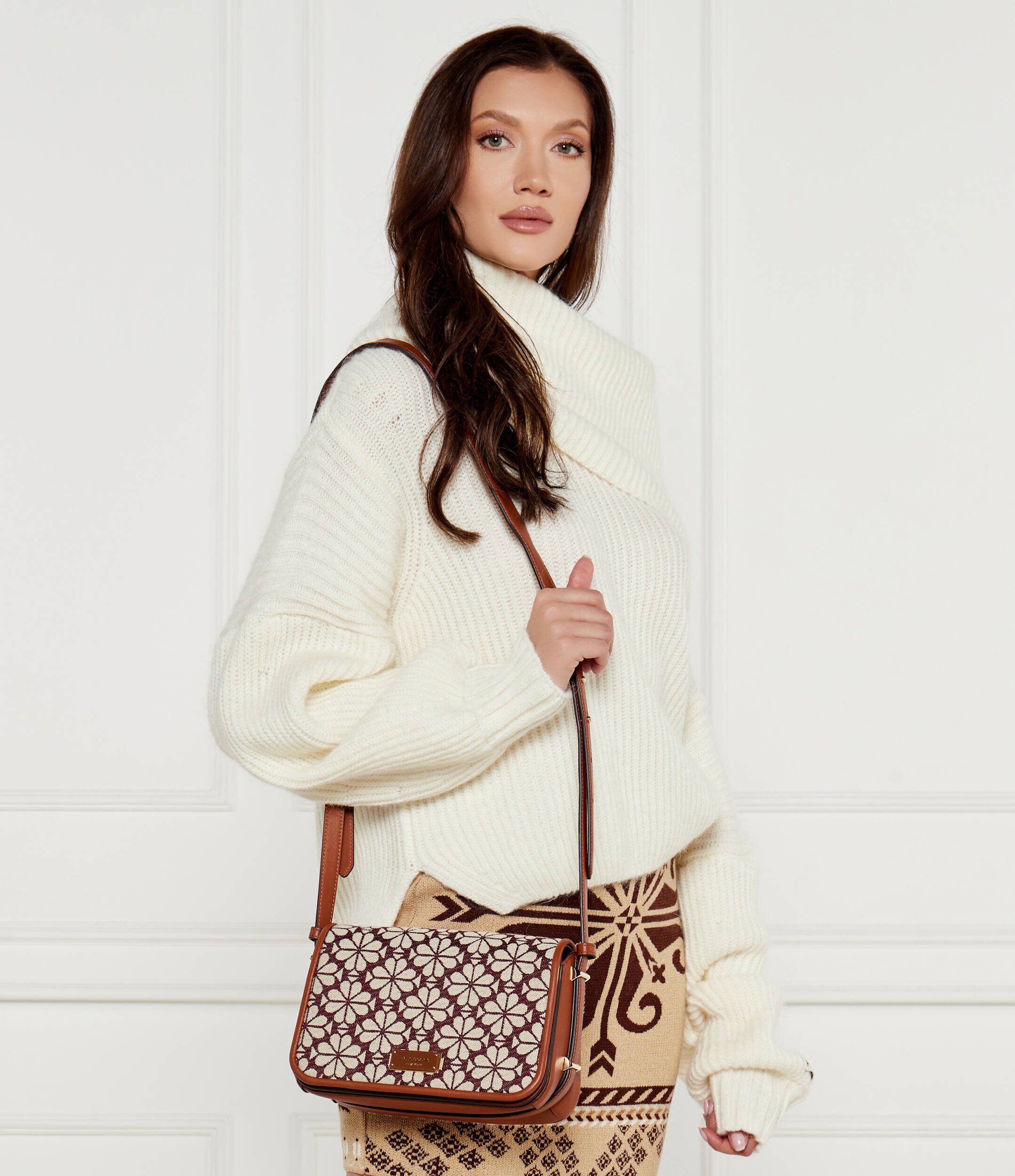 KATE SPADE Geantă poștaș Spade Flower Jacquard cu adaos de piele
