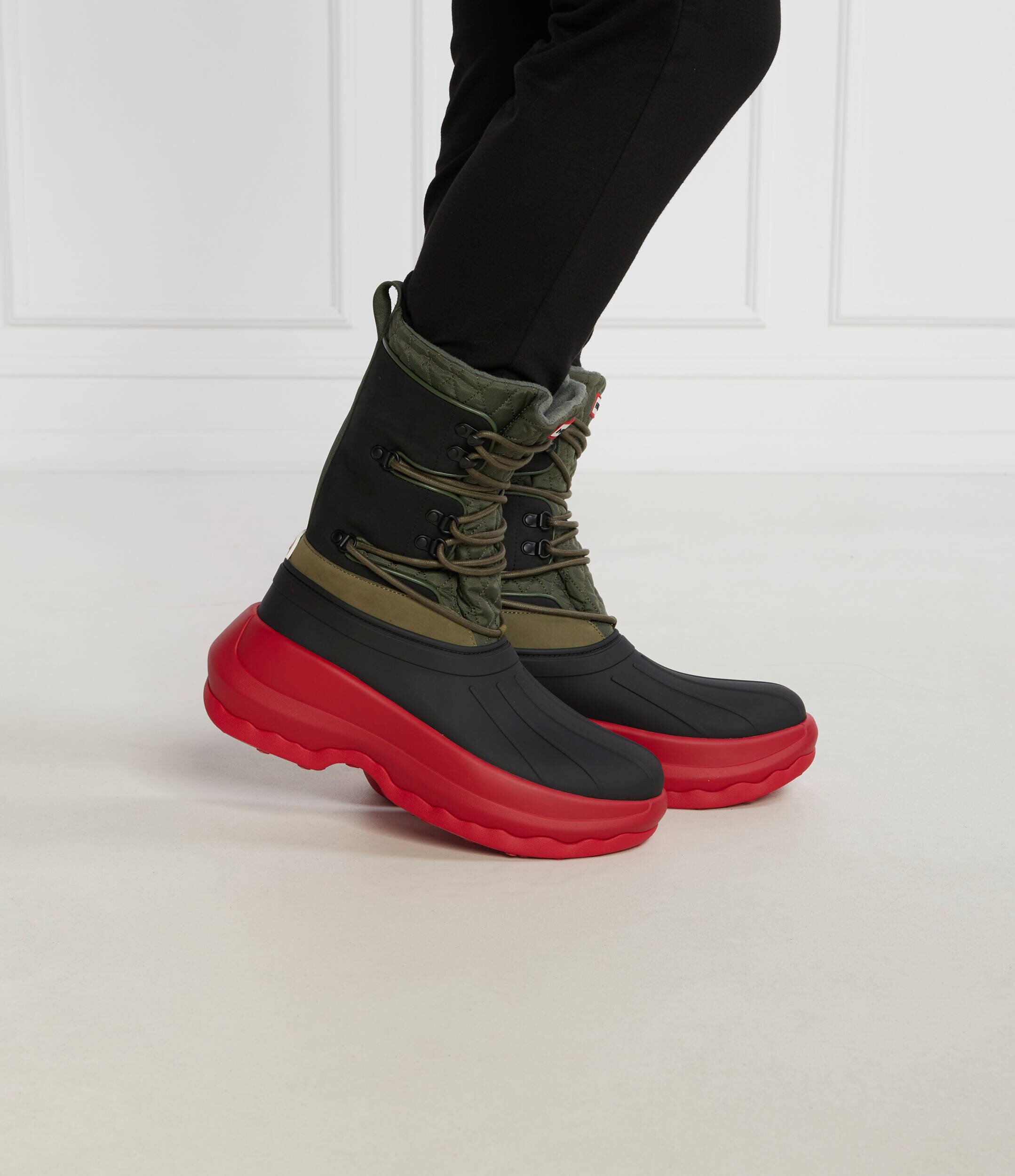 Kenzo Caloși x HUNTER cu adaos de piele