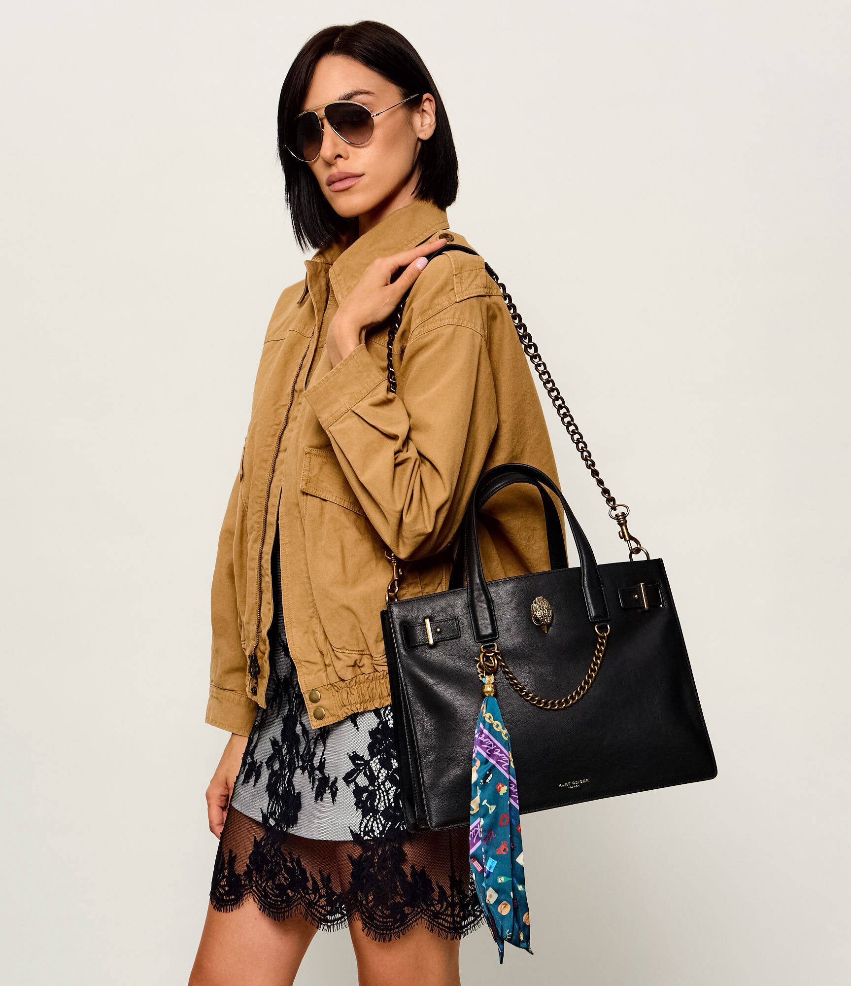 Kurt Geiger De piele geantă shopper + eșarfă pătrată The Sloane