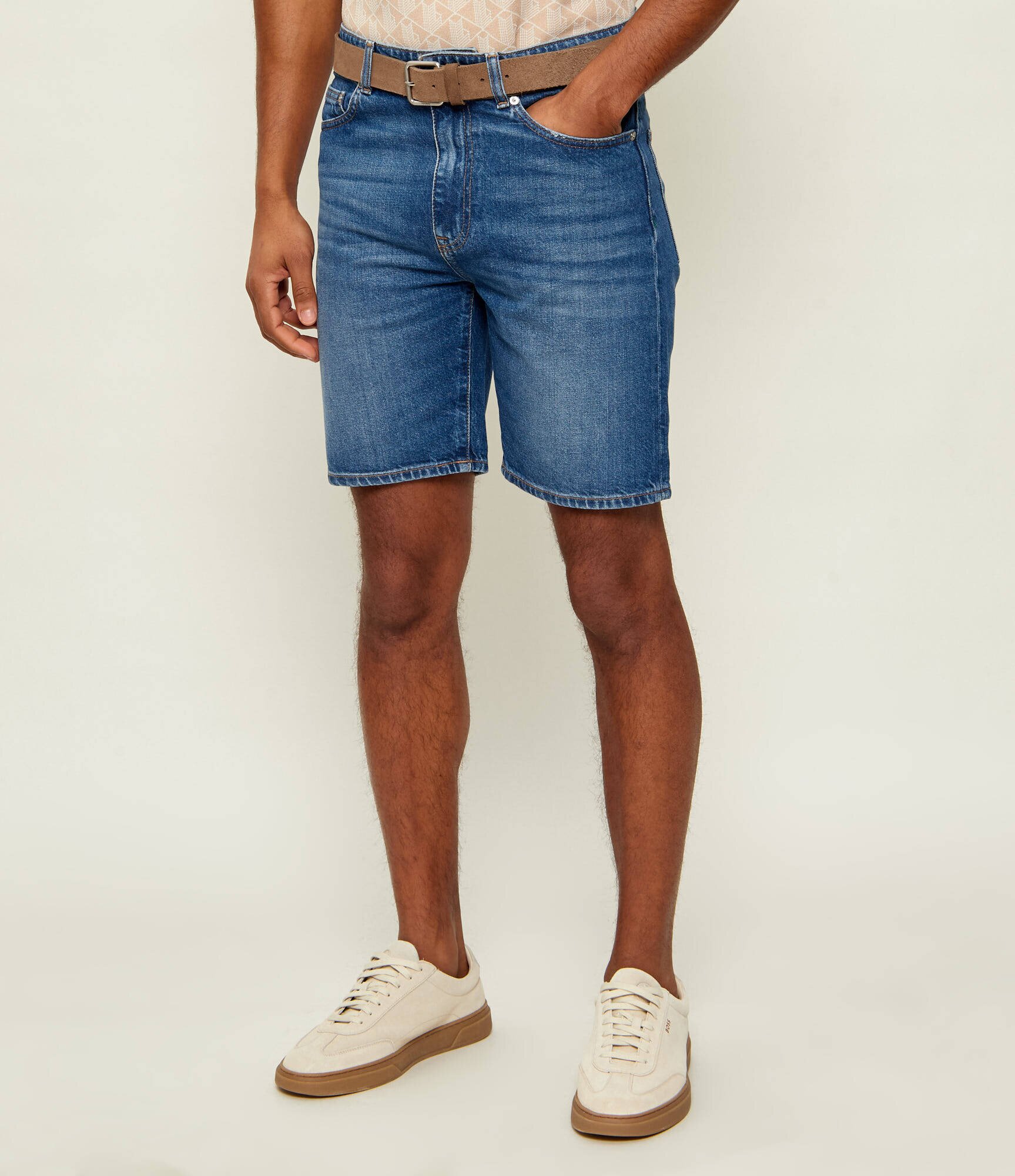 Lacoste De blugi pantaloni scurți | Straight fit