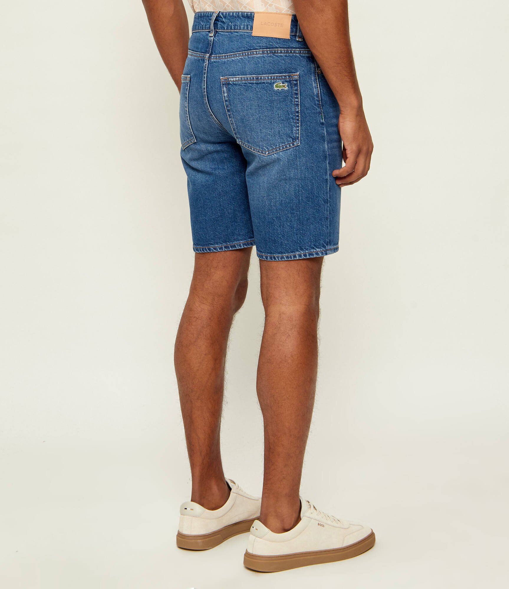 Lacoste De blugi pantaloni scurți | Straight fit