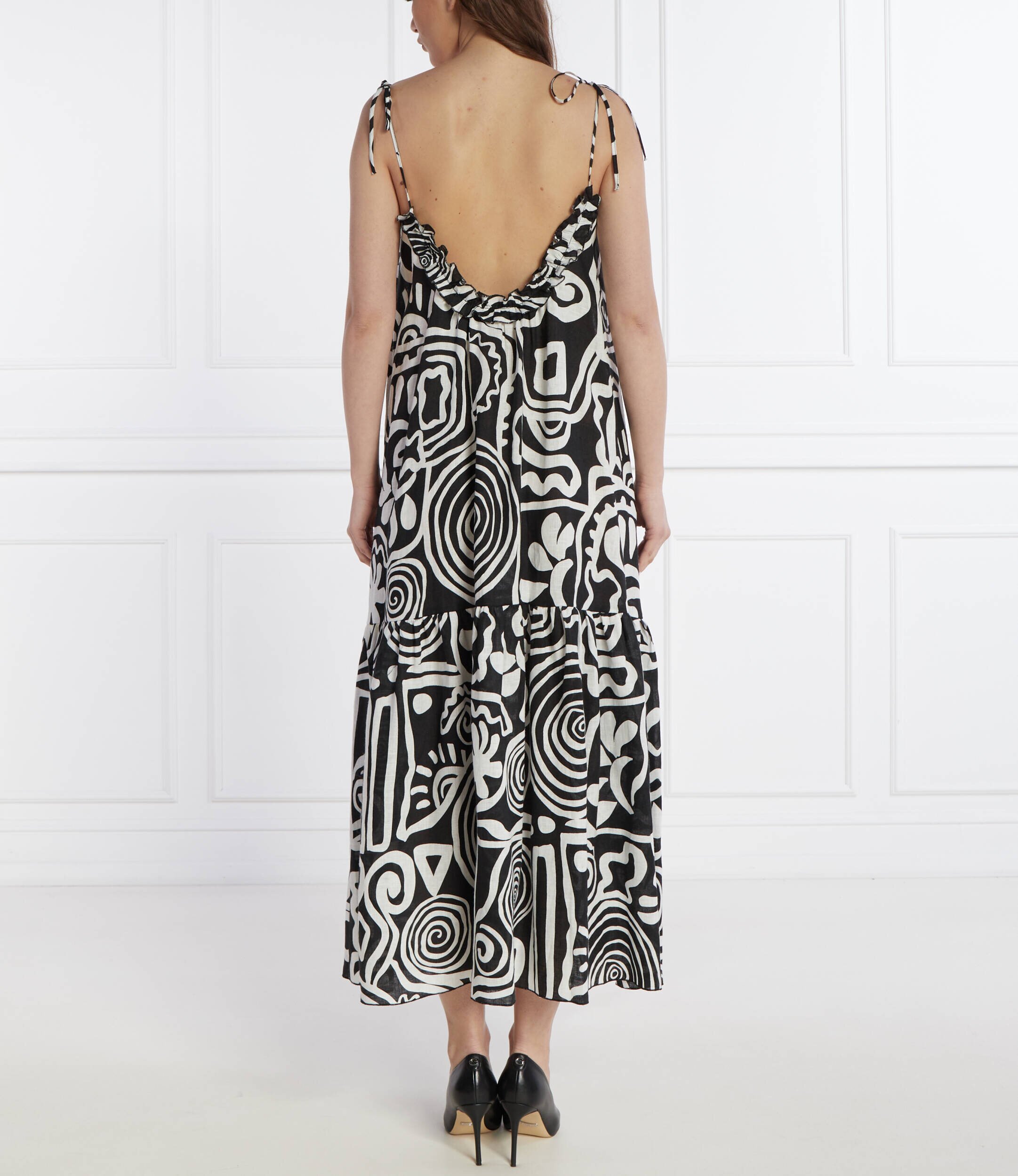 Liviana Conti De in rochie