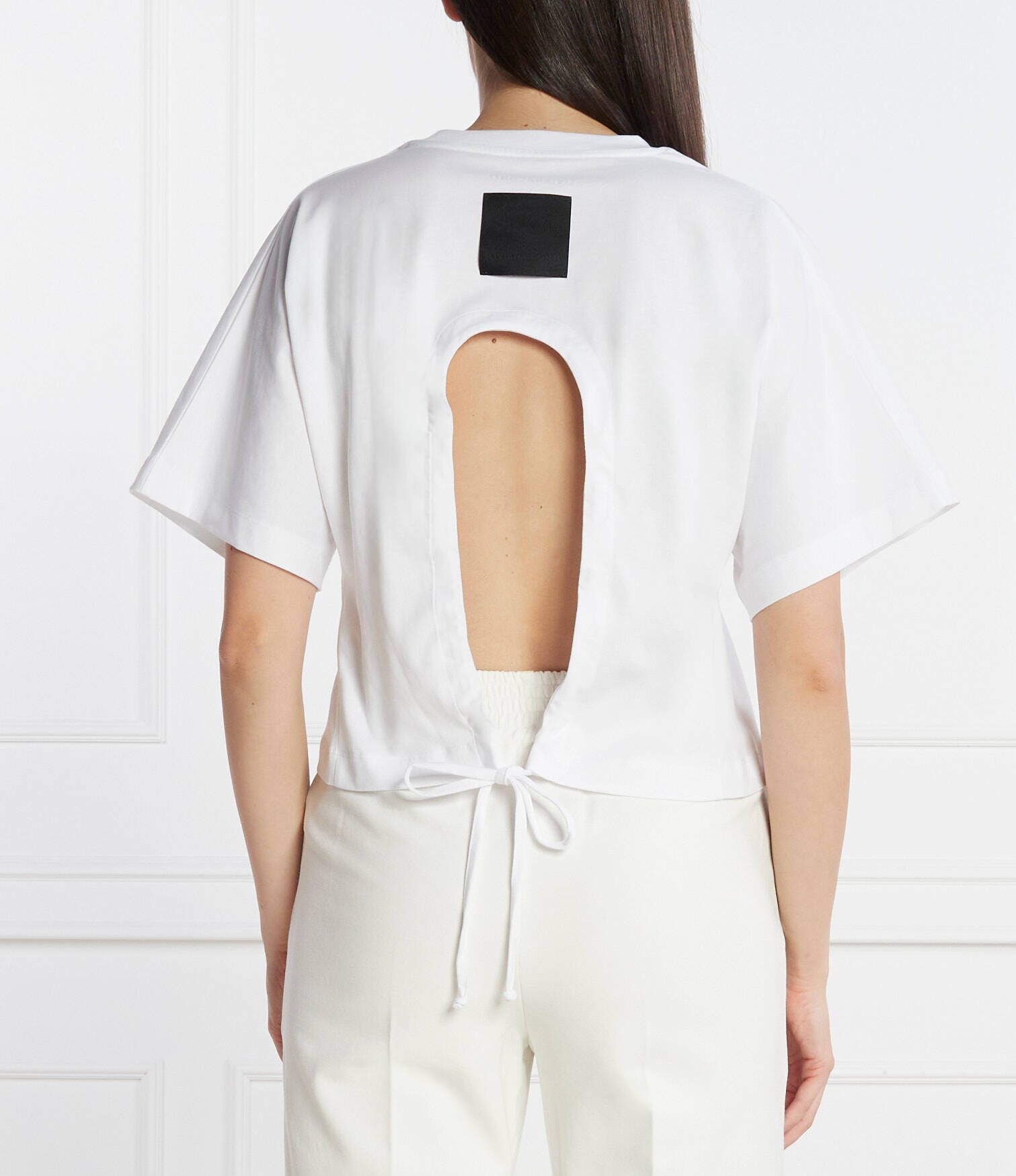 Liviana Conti Tricou | Cropped Fit