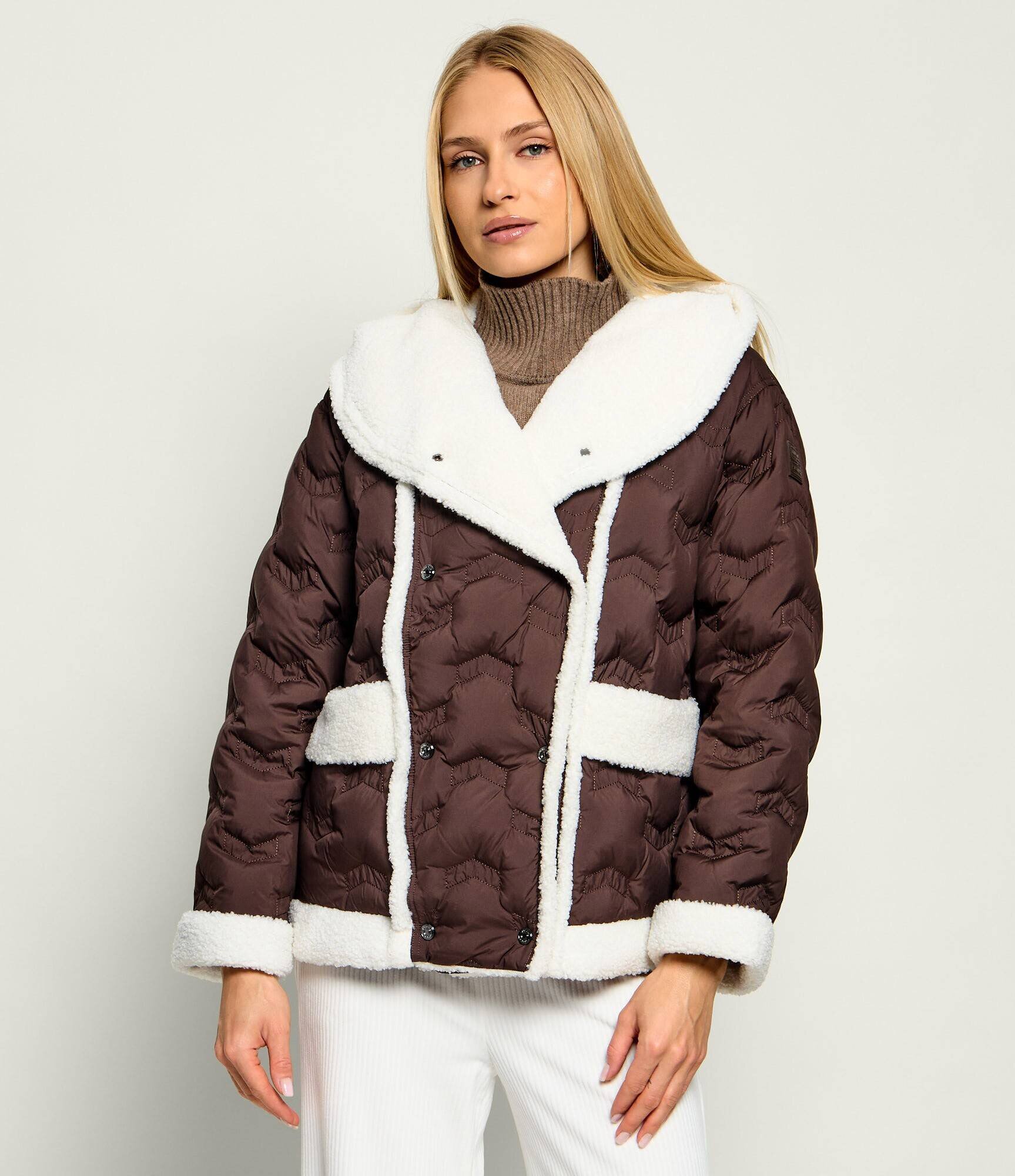 Marc Cain Geacă de puf | Loose fit | shearling