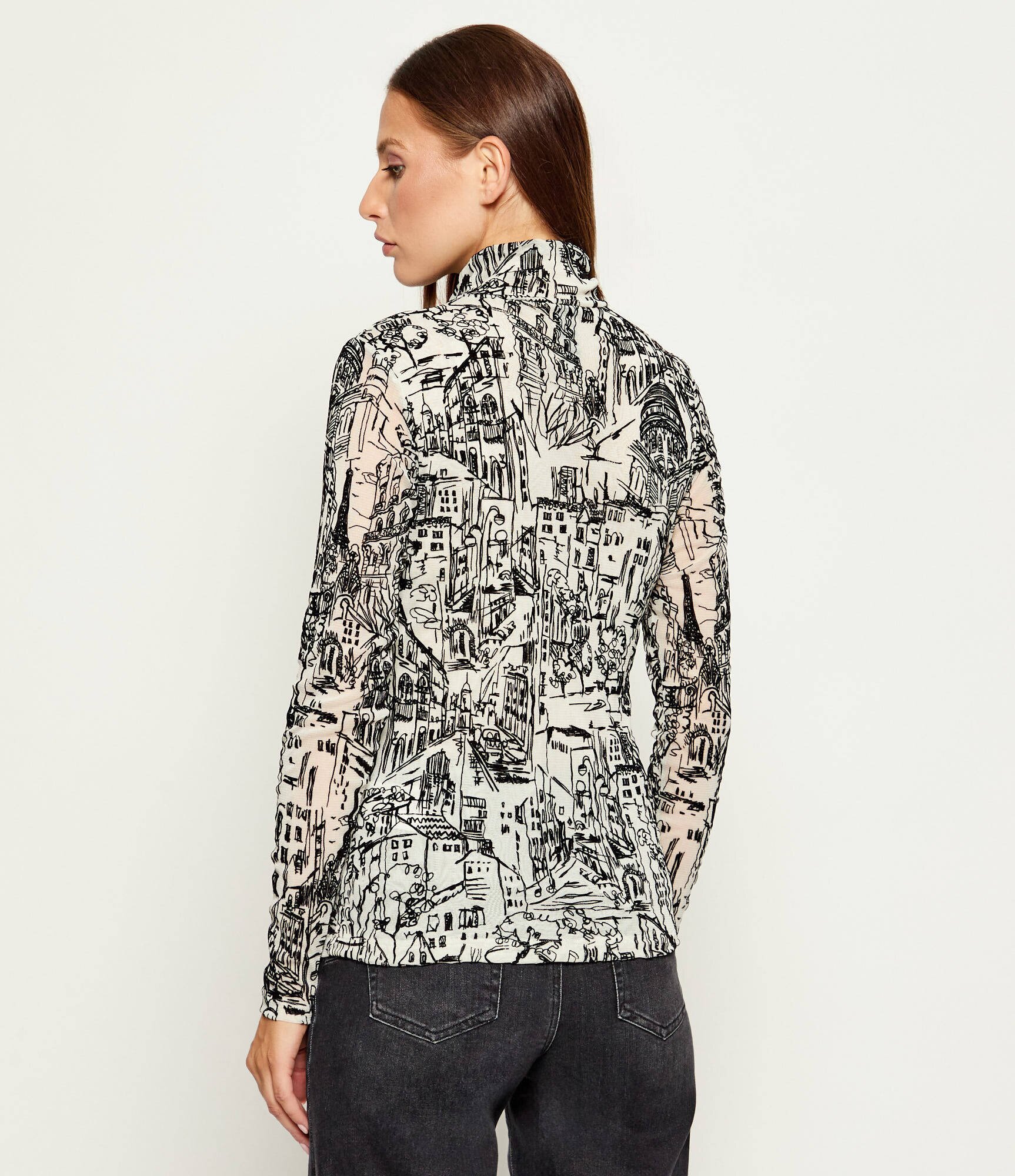 Marc Cain Guler înalt | Slim Fit