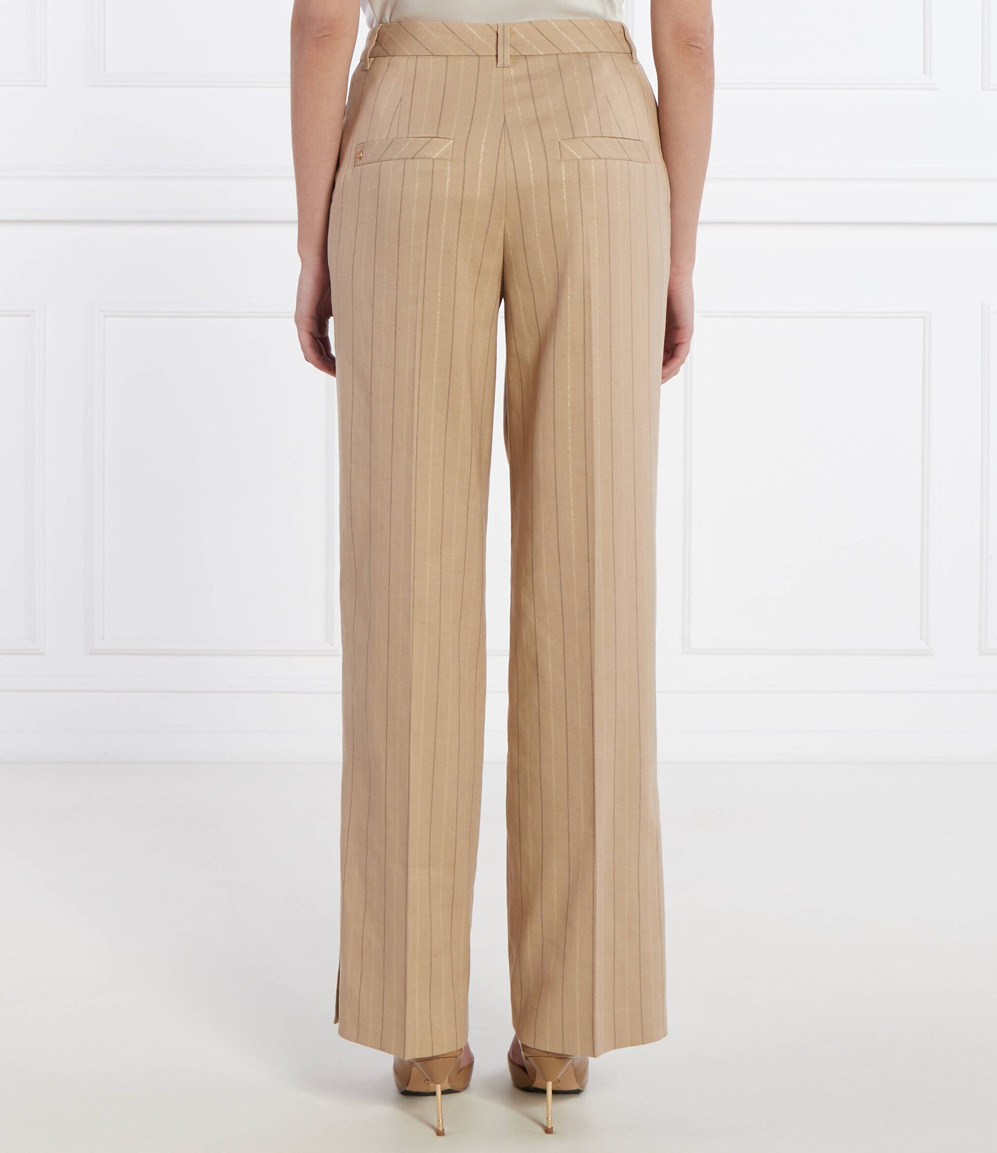 Marc Cain Pantaloni | Loose fit | cu adaos de in