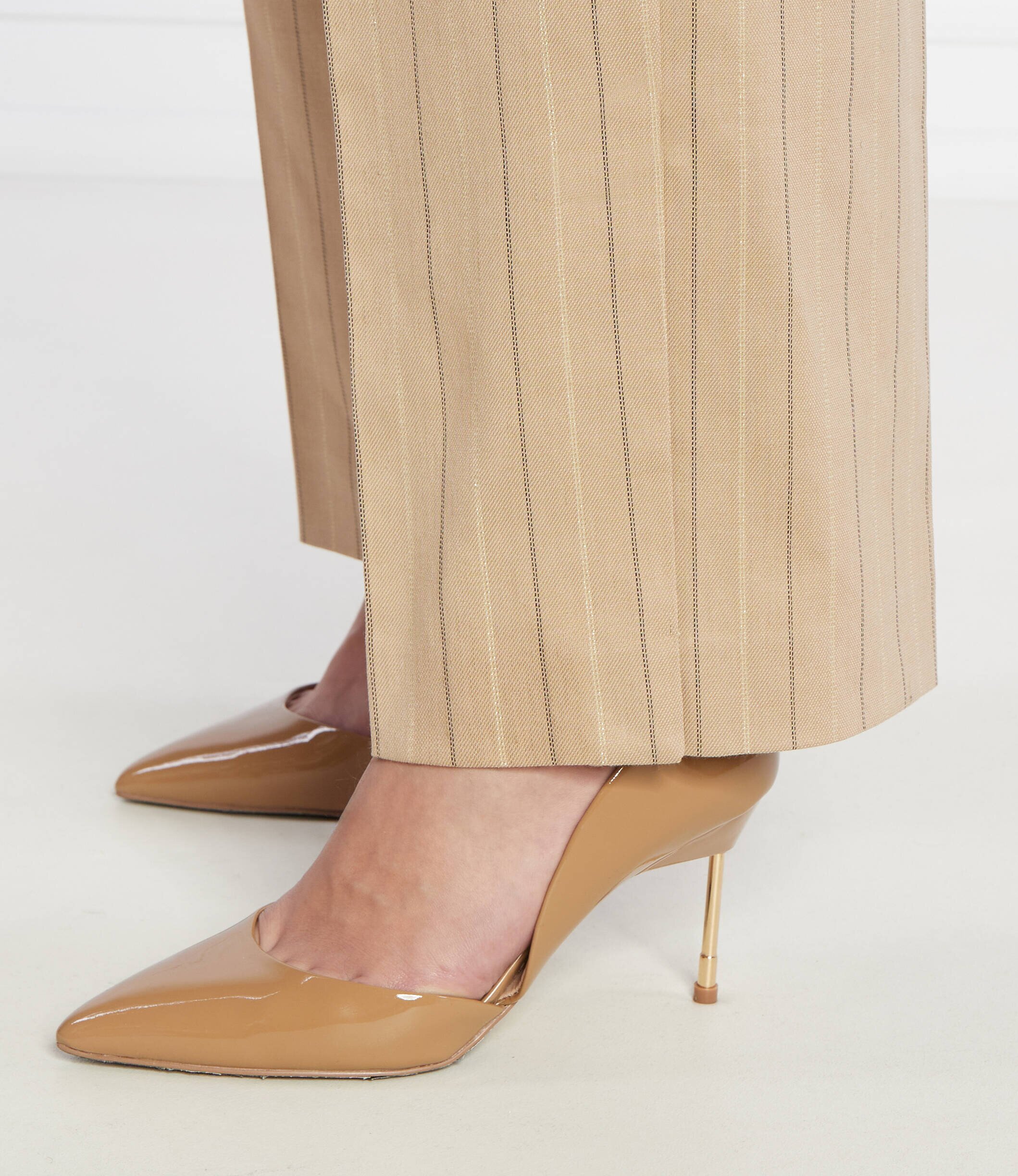 Marc Cain Pantaloni | Loose fit | cu adaos de in