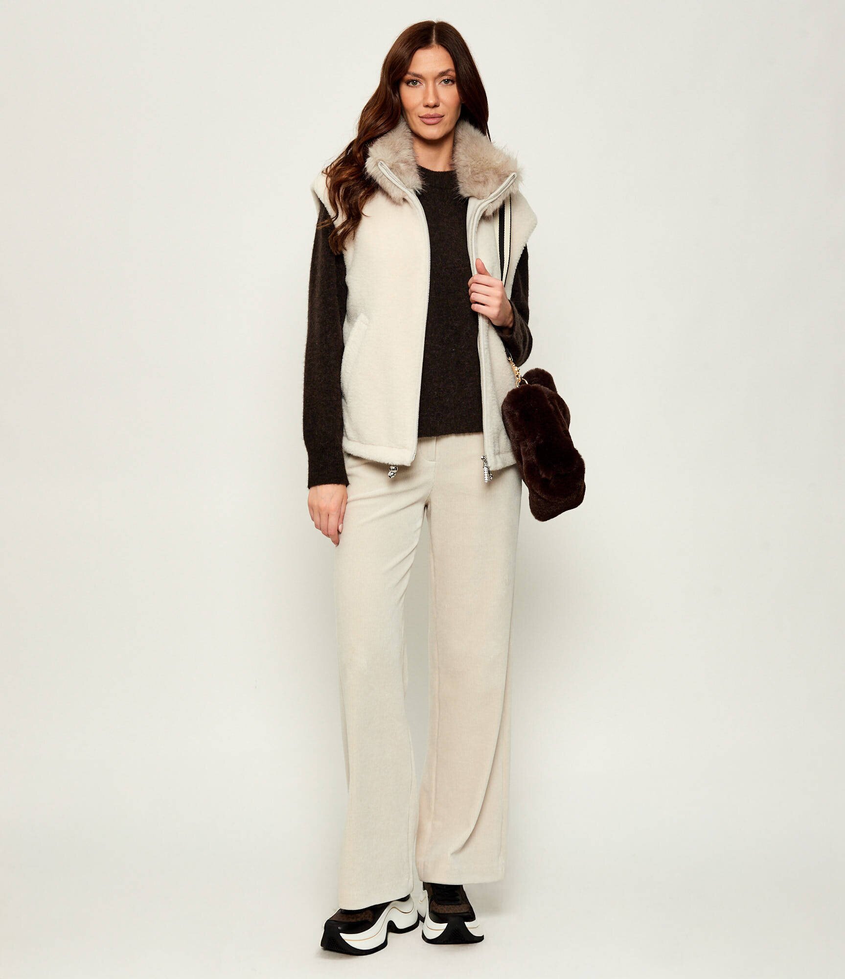 Marc Cain Pantaloni WELKOM | Relaxed fit | high waist | catifea reiată