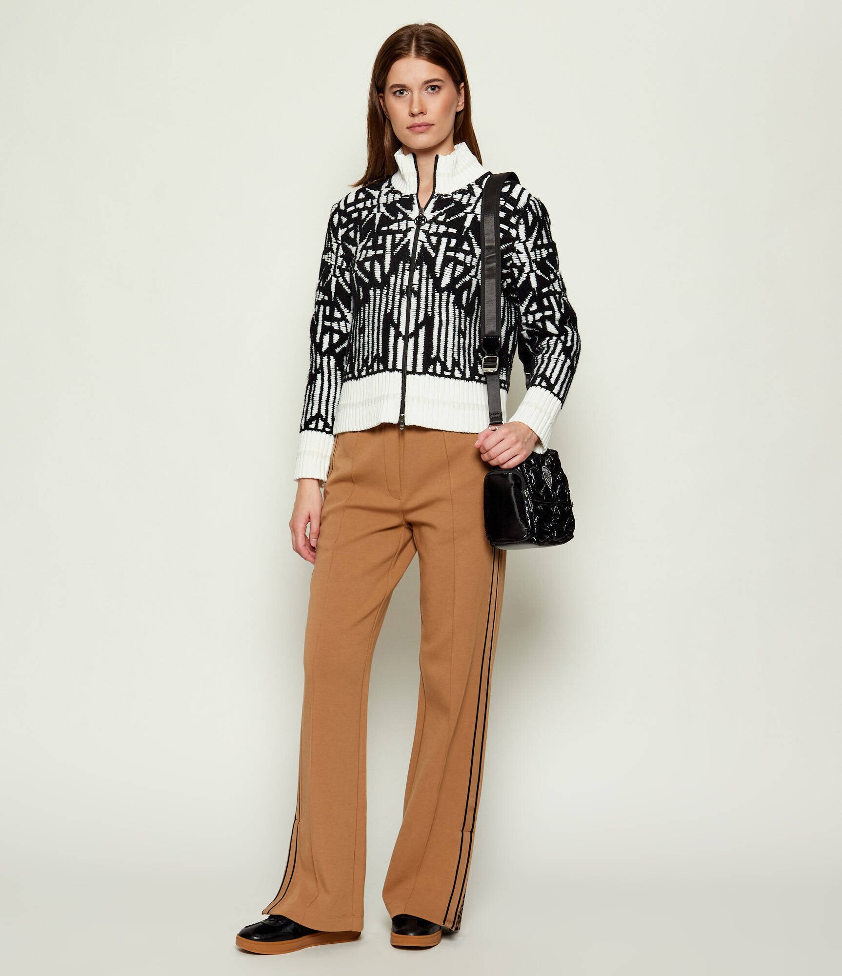 Marc Cain Pulover | regular fit cu adaos de lână