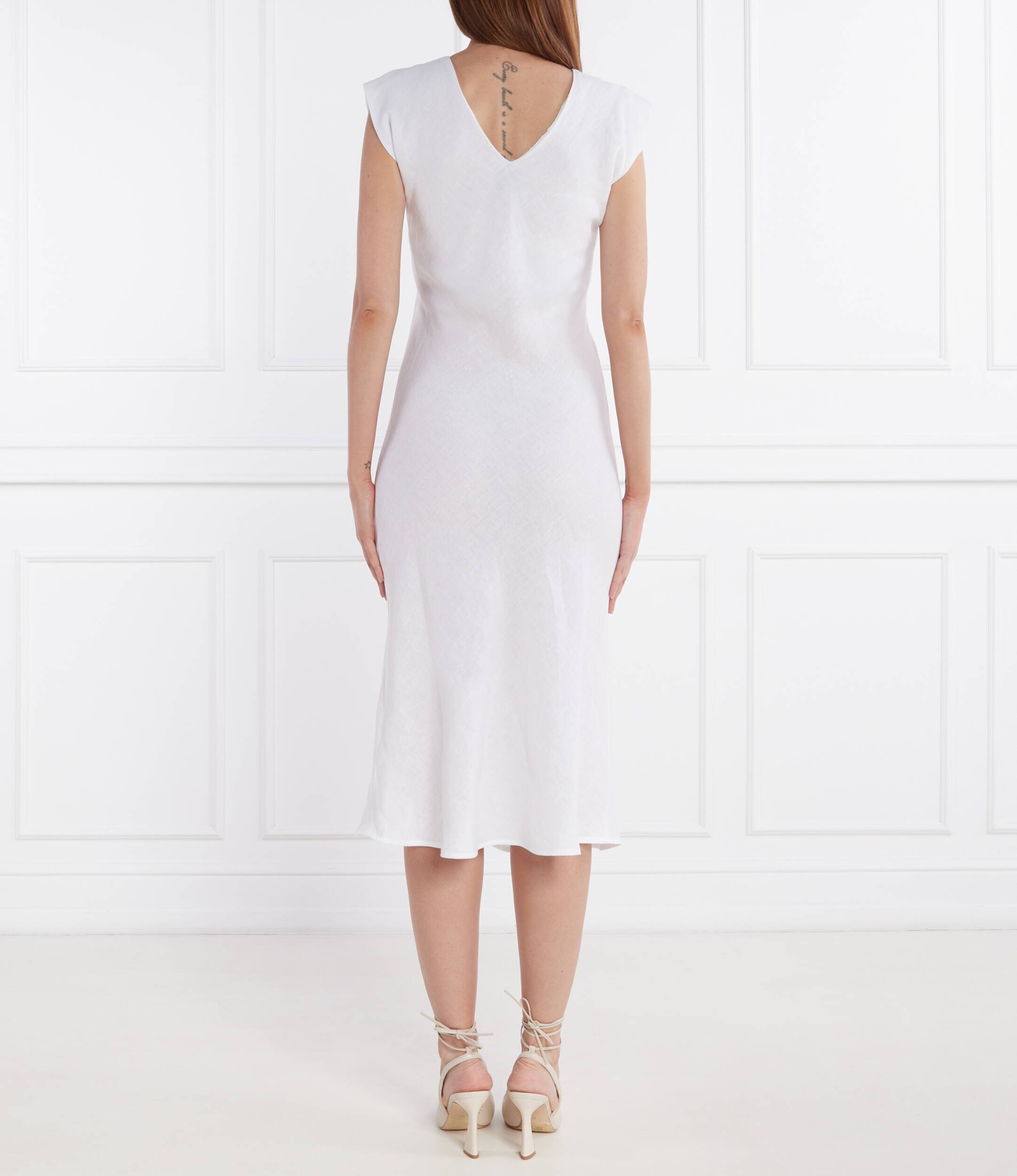 Marella De in rochie HIDALGO