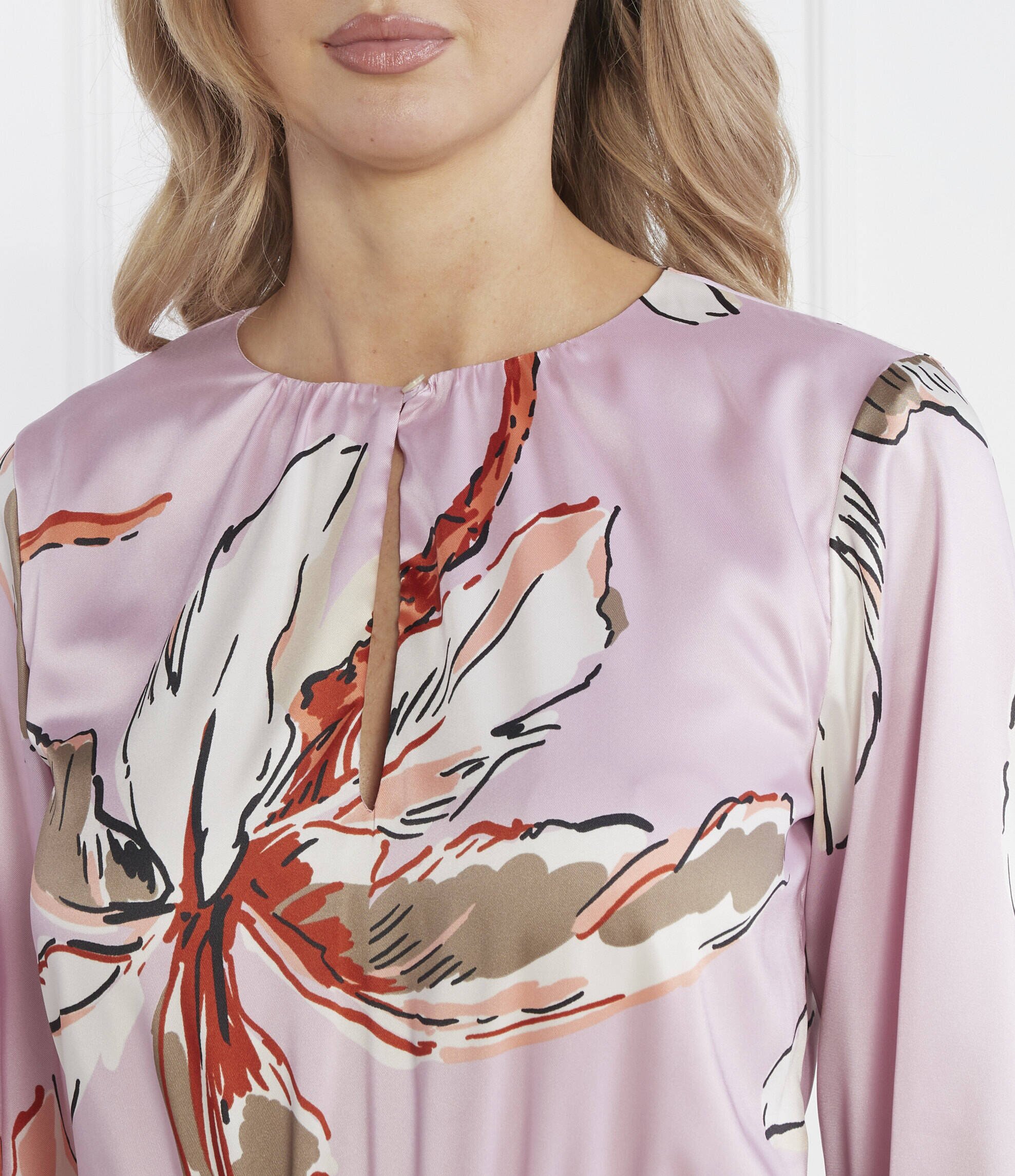 Marella Rochie Agre