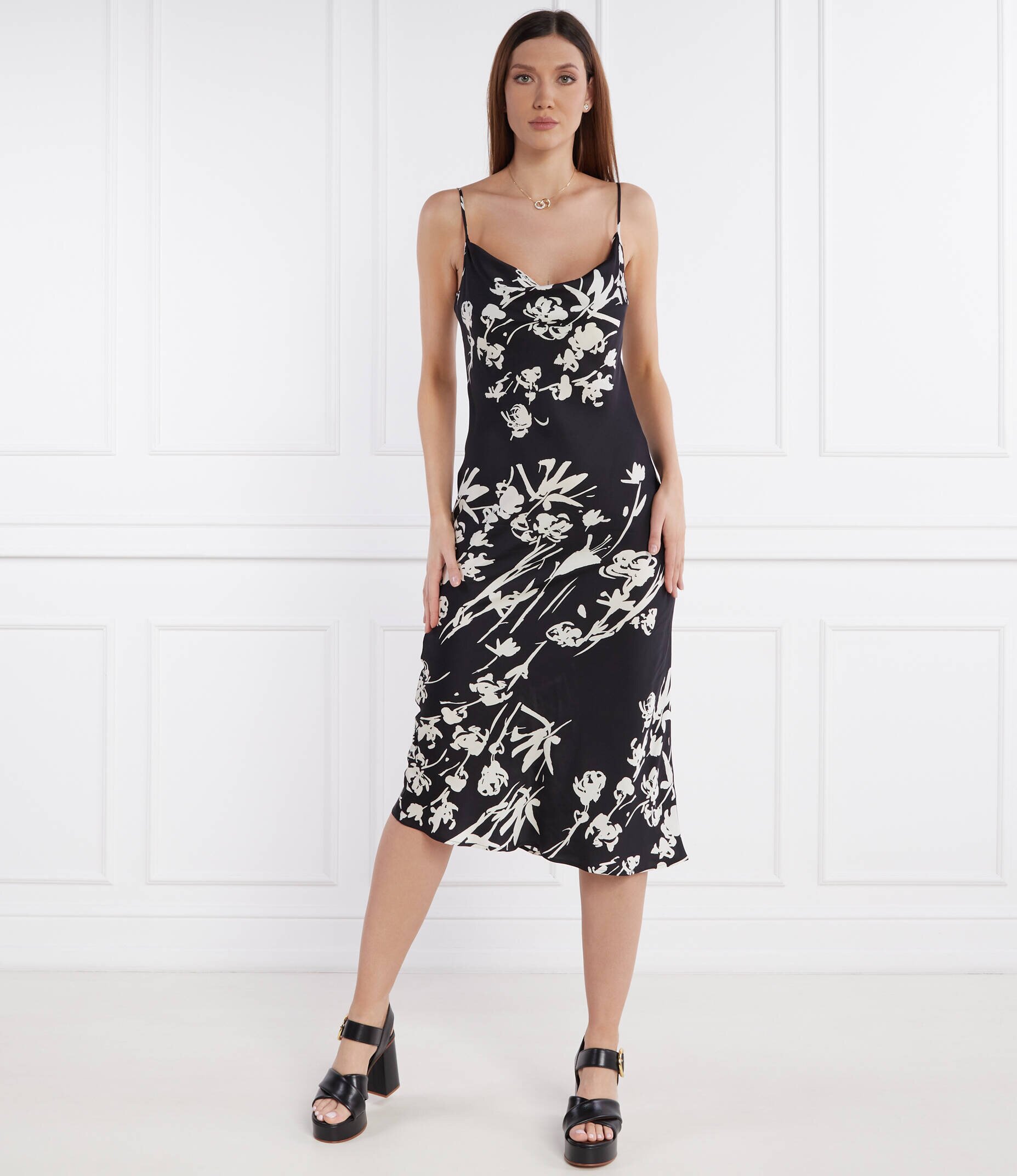 Marella Rochie Eremi