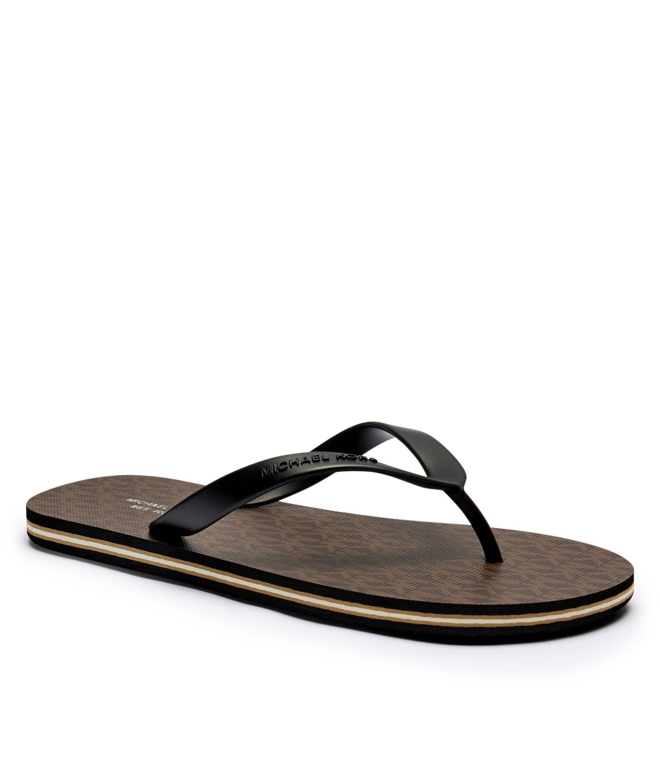 Michael Kors Flip flops TRAVIS