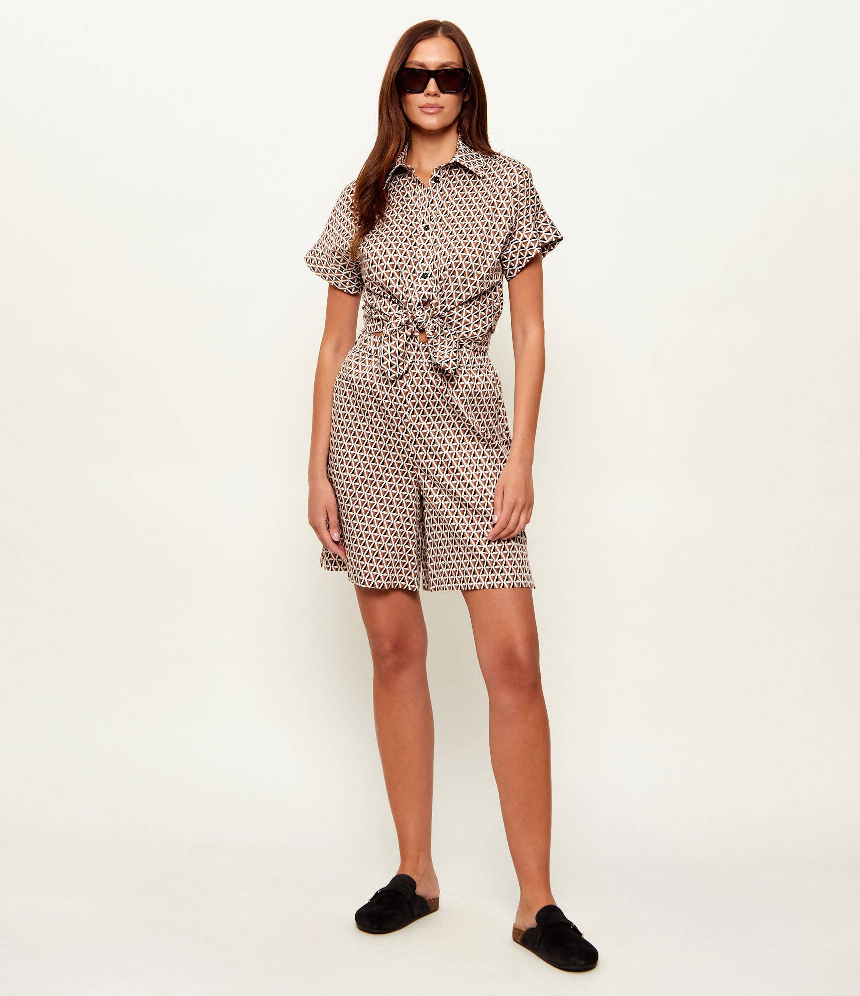 MM Pantaloni scurți Bchomelia | Relaxed fit